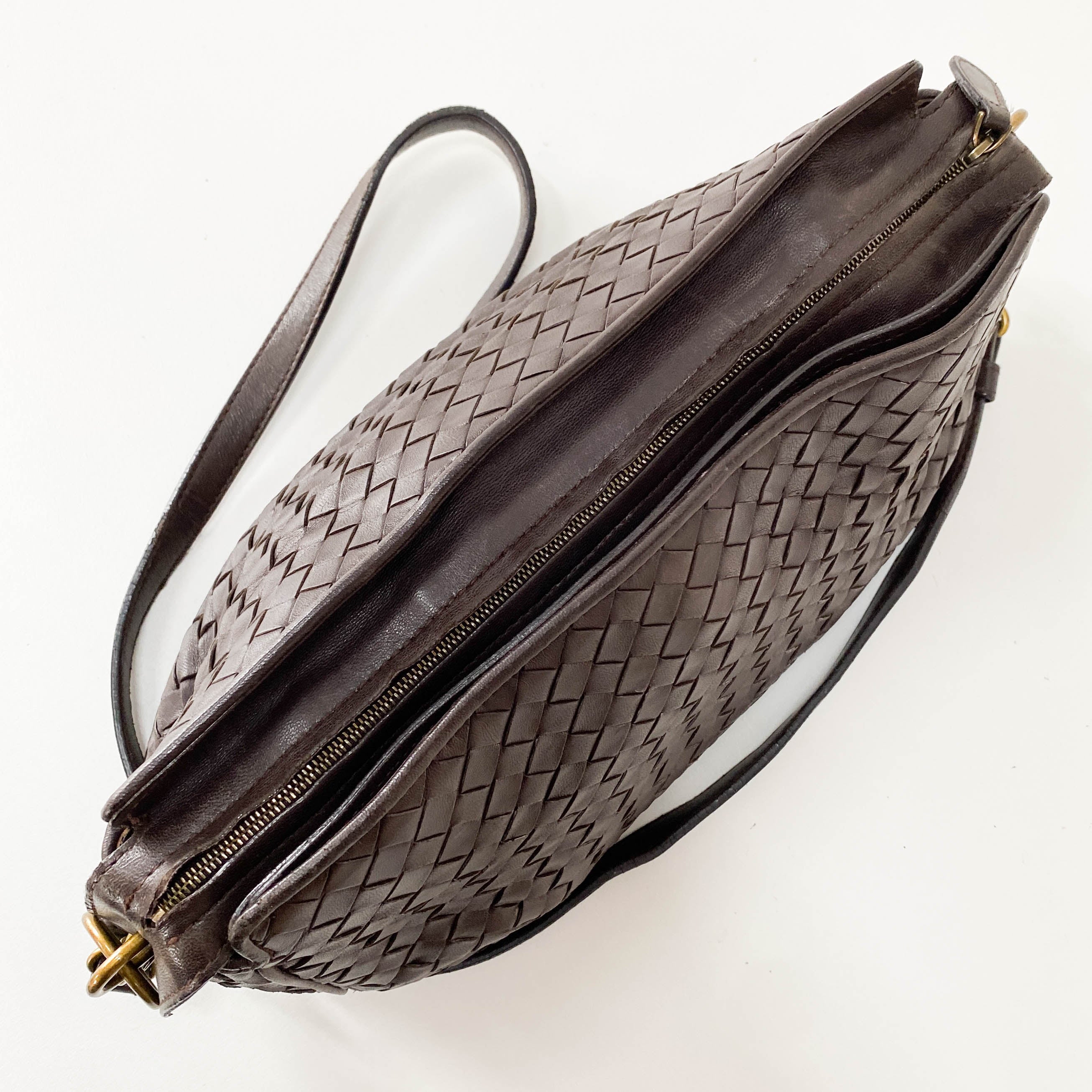 Intrecciato Brown Leather Shoulder Bag