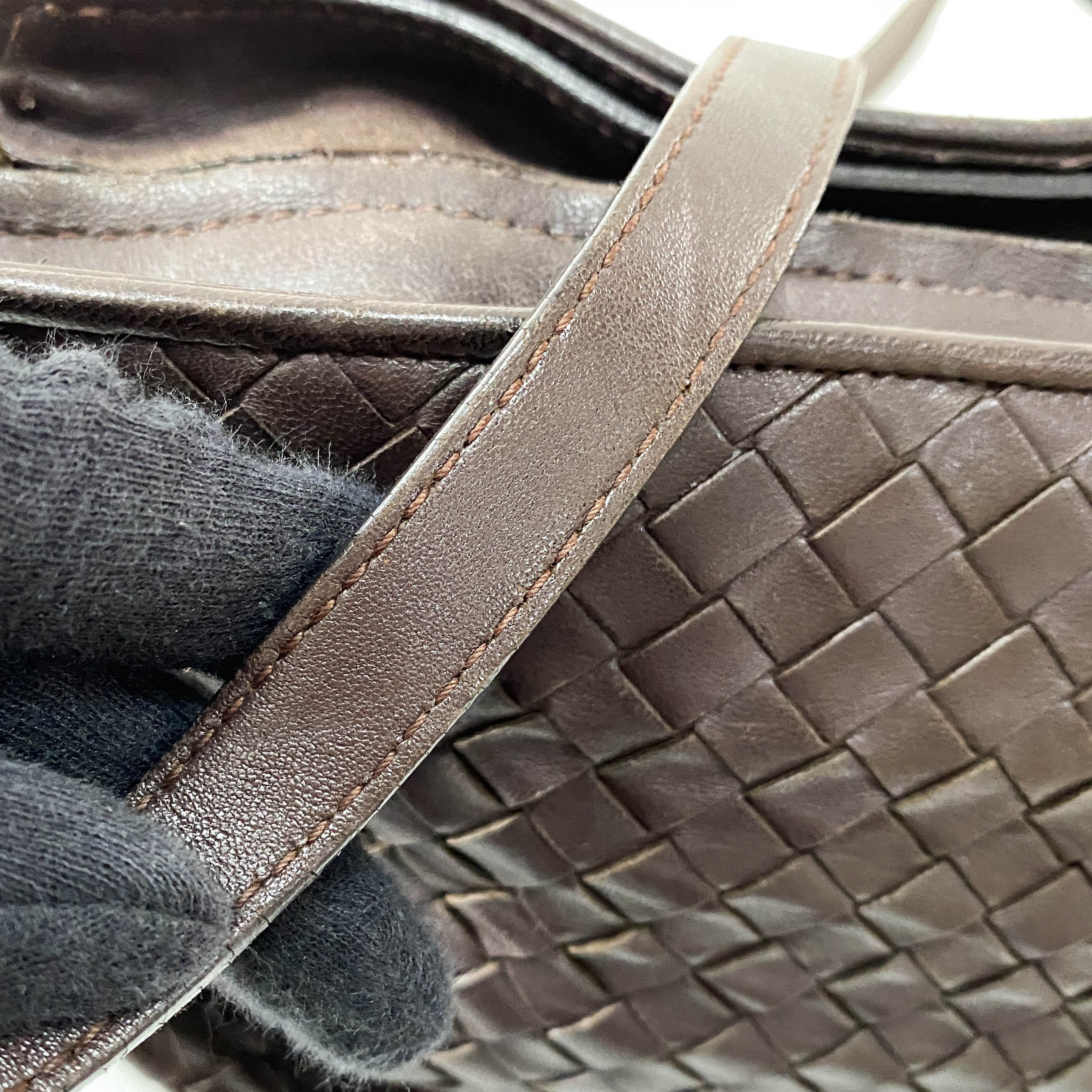 Intrecciato Brown Leather Shoulder Bag