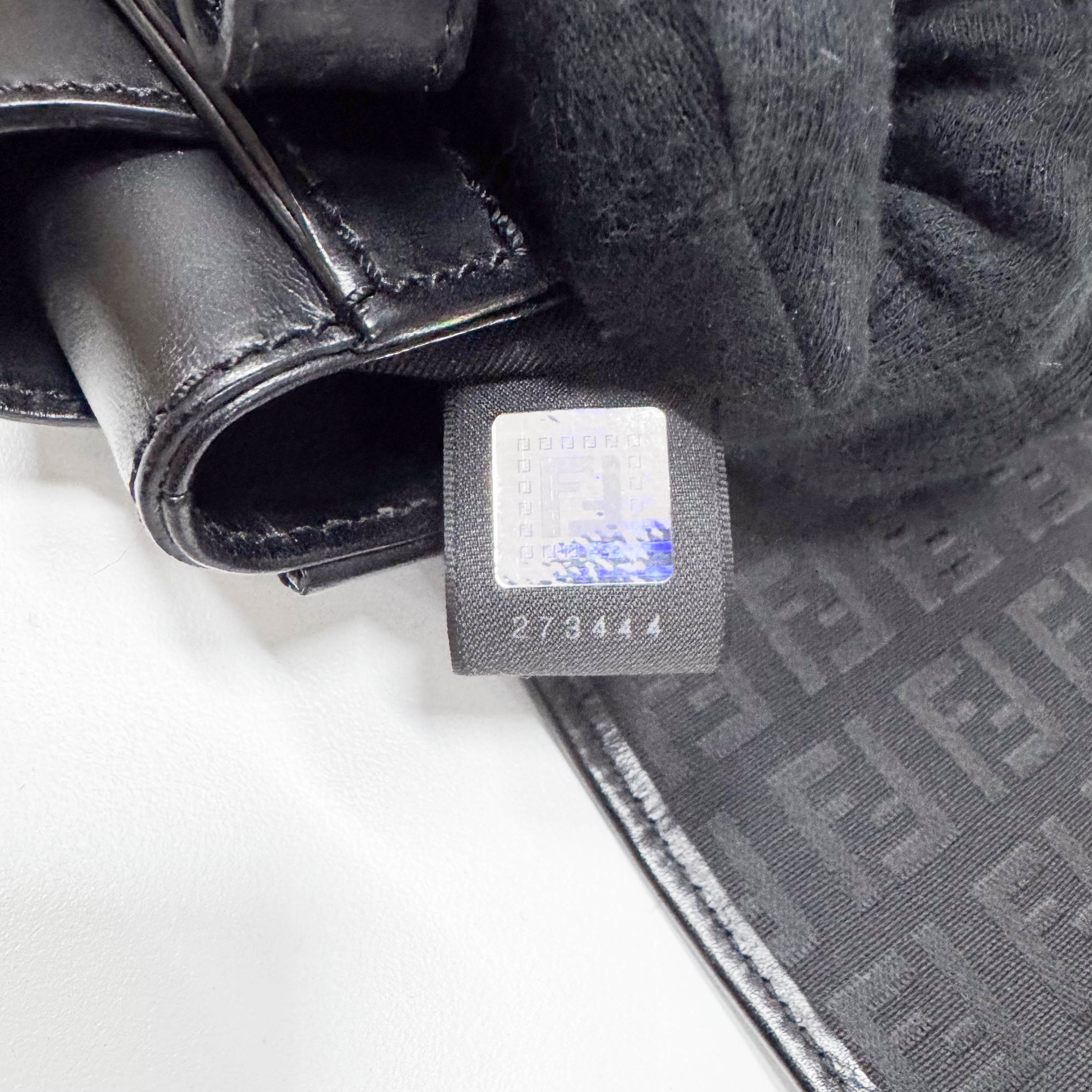 Zucchino Black Canvas Handbag