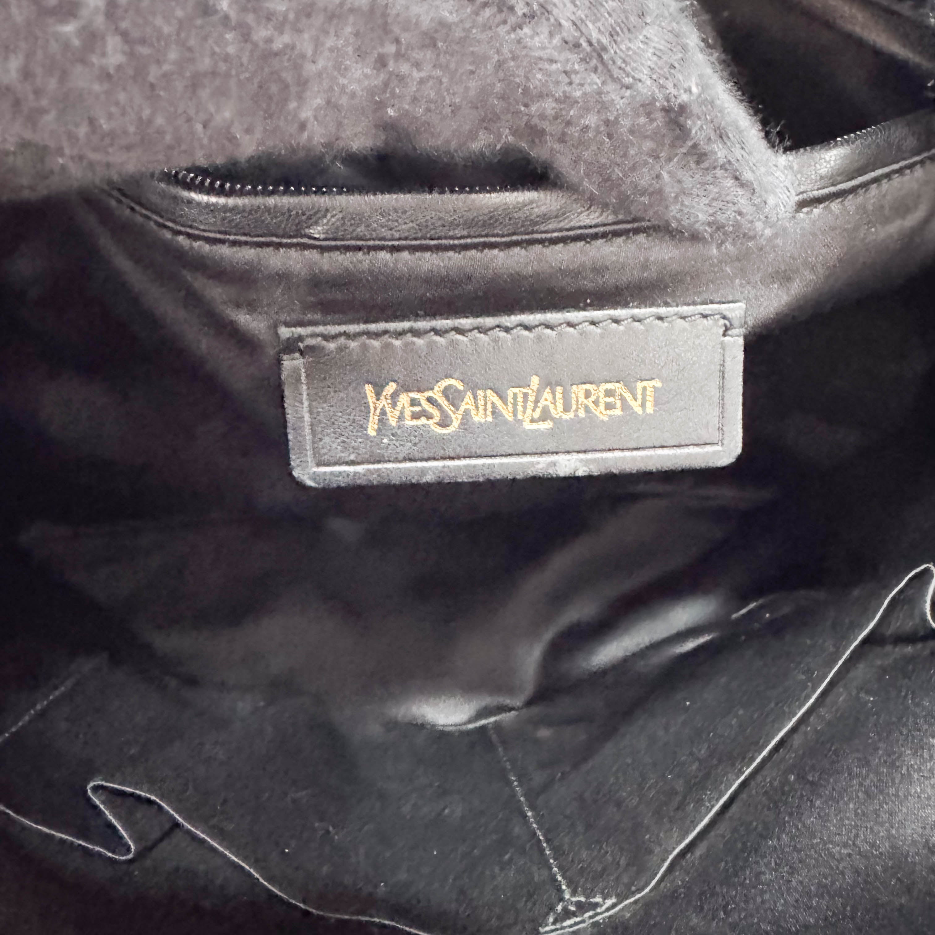 Muse Black Leather Hand Bag