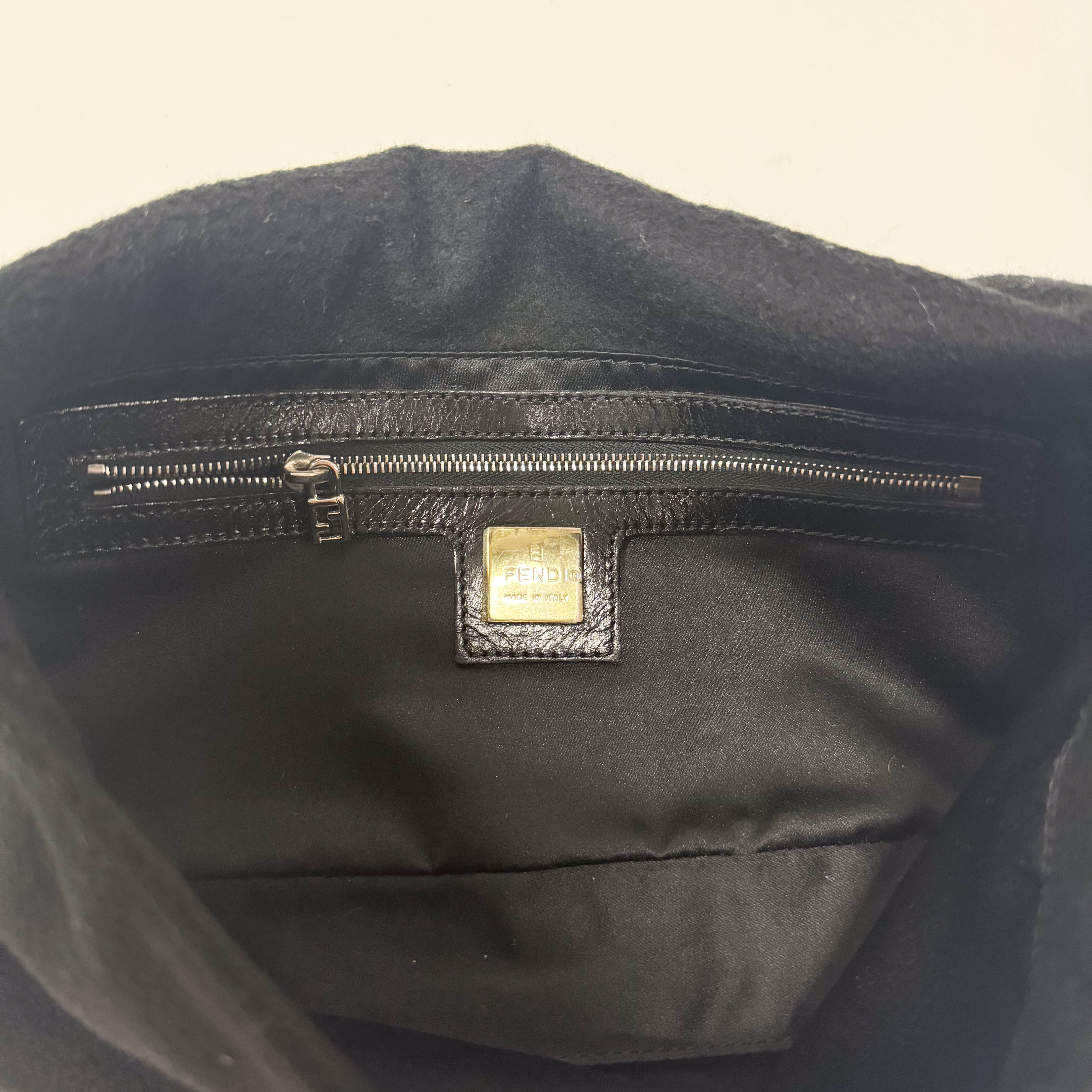 Baguette Wool Black Shoulder Bag