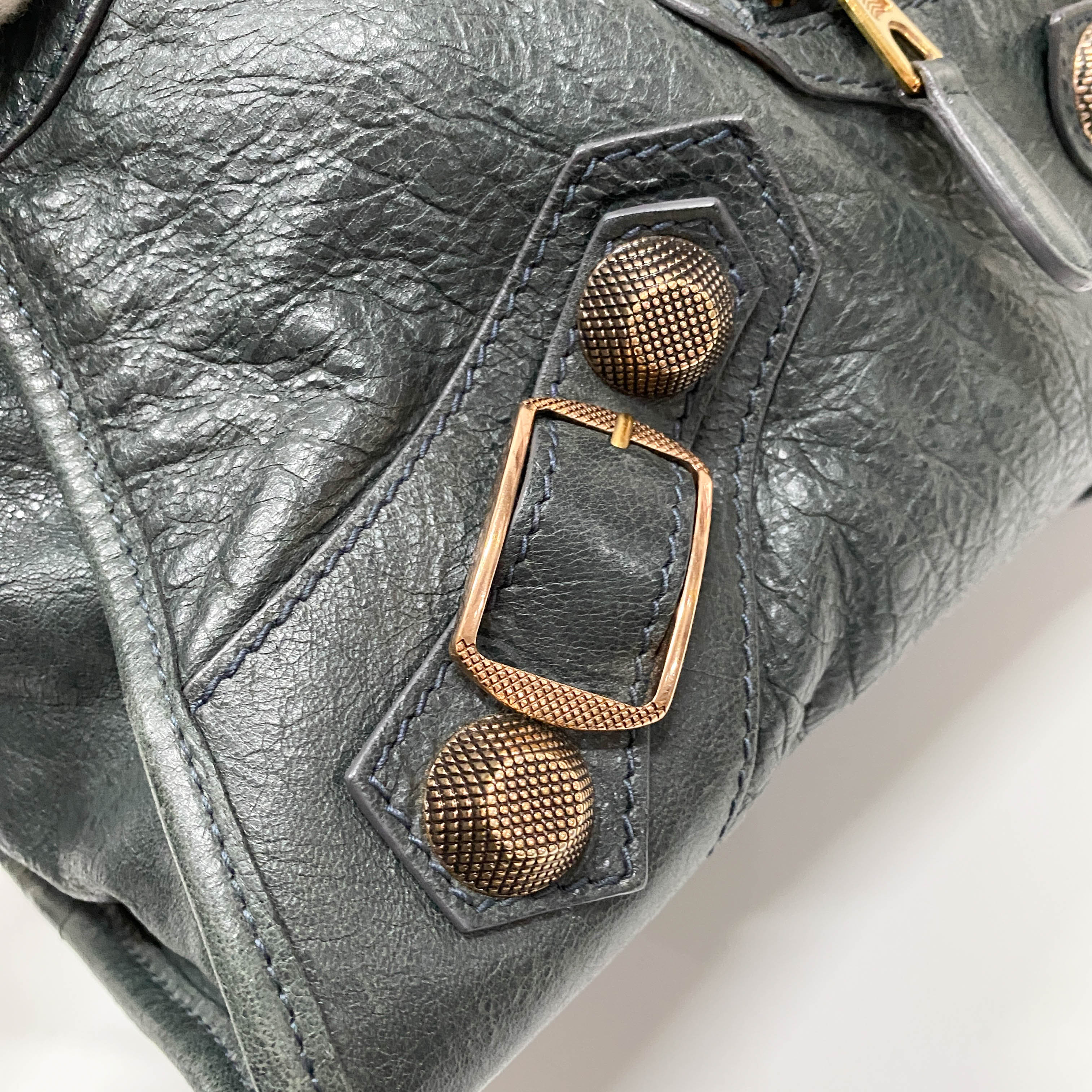 The Giant City 21 Grey Calfskin Two Way Bag