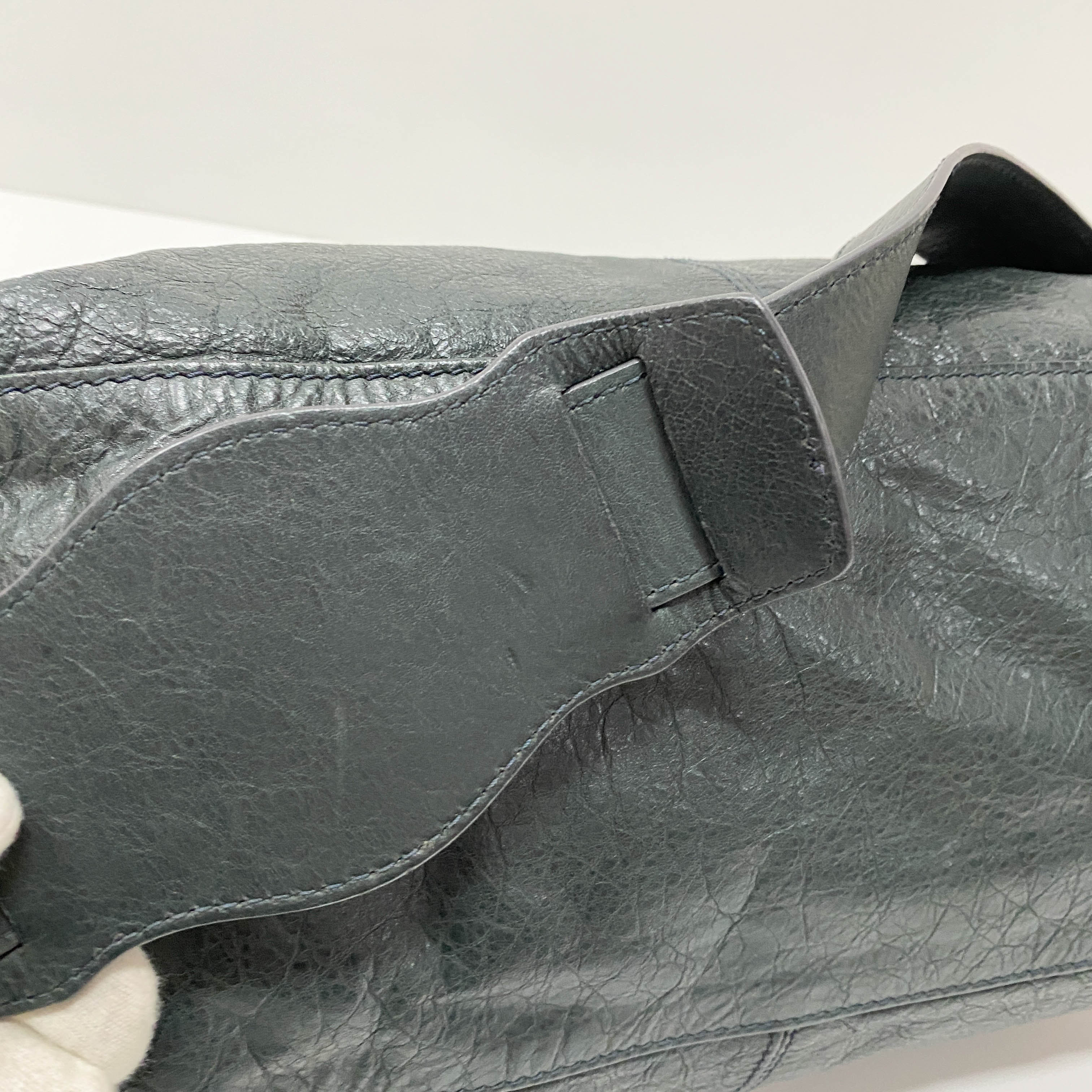 The Giant City 21 Grey Calfskin Two Way Bag