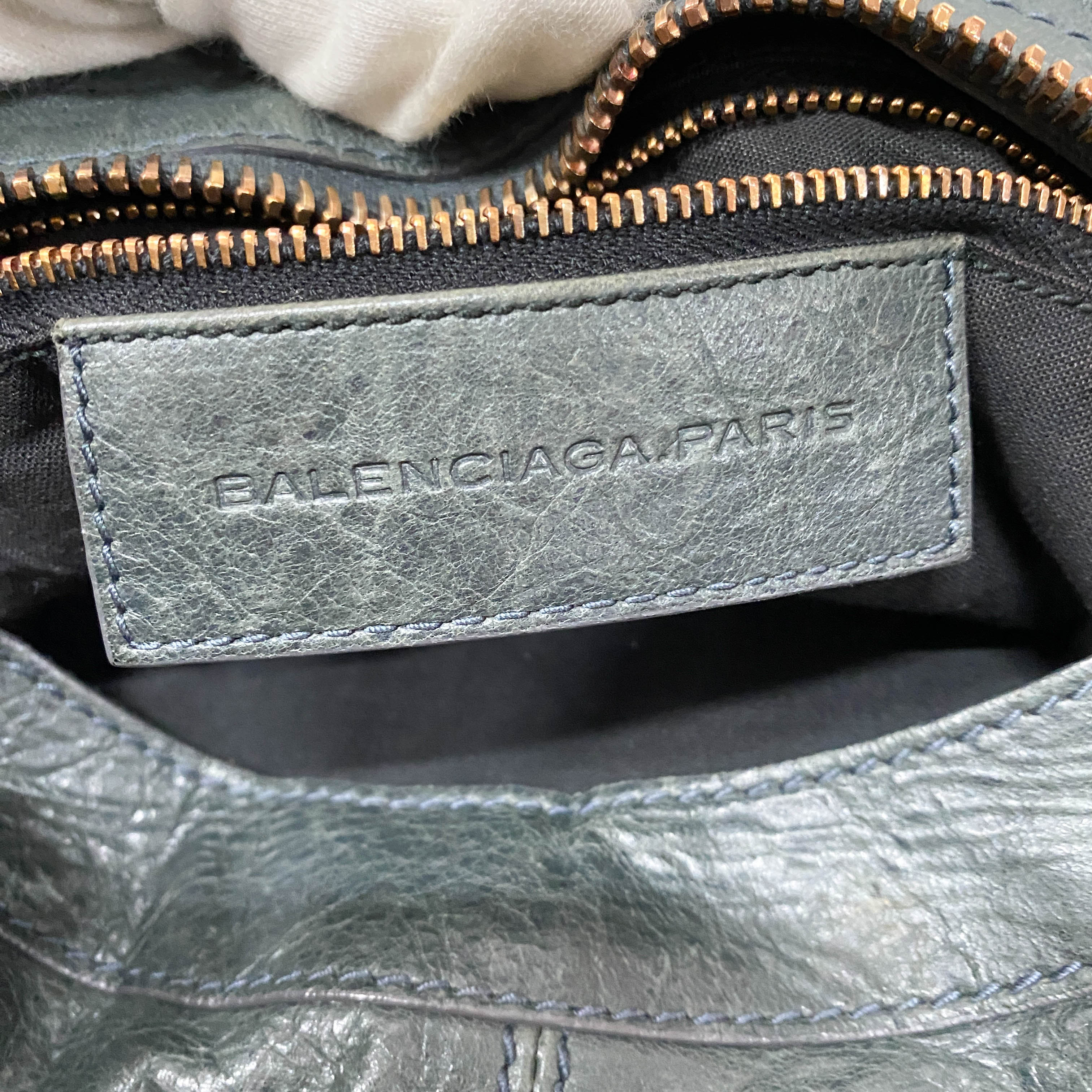 The Giant City 21 Grey Calfskin Two Way Bag