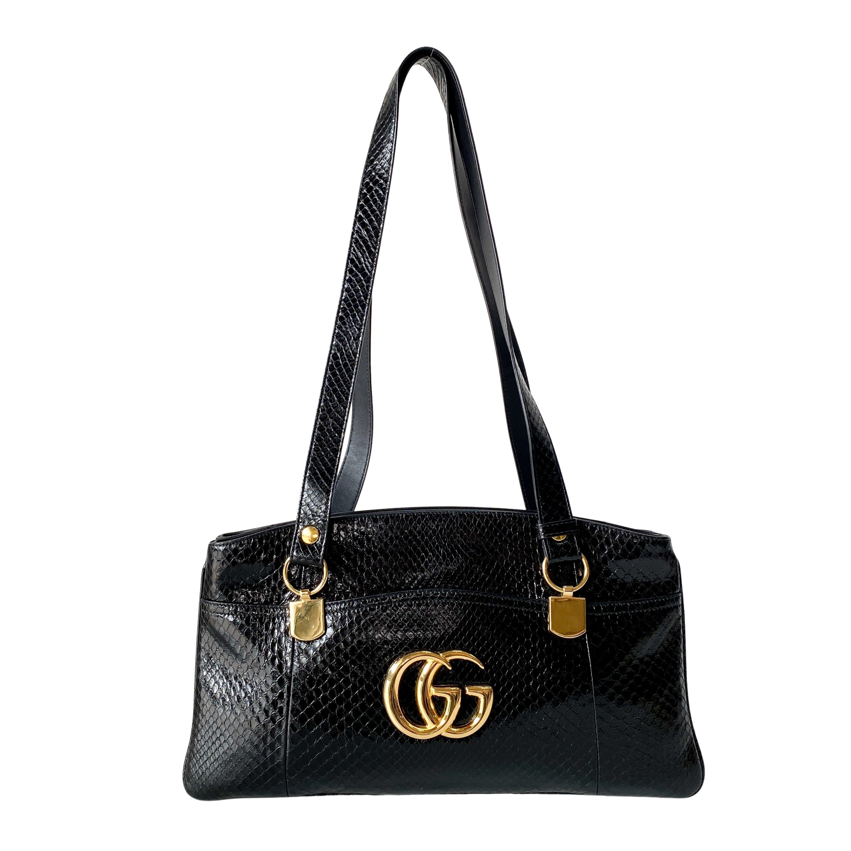 GG Marmont Arly Black Leather Shoulder Bag