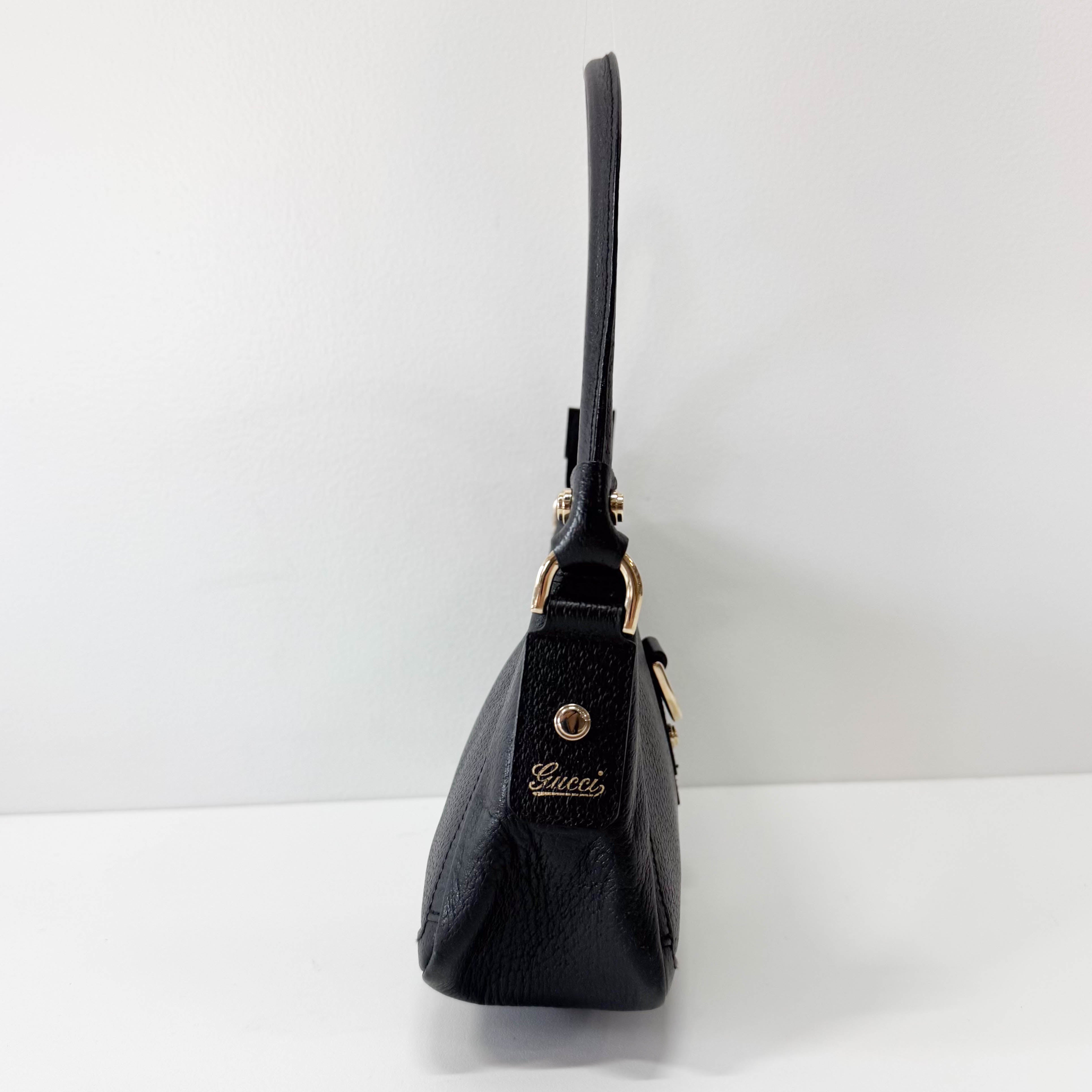 Pochette Black Leather Shoulder Bag