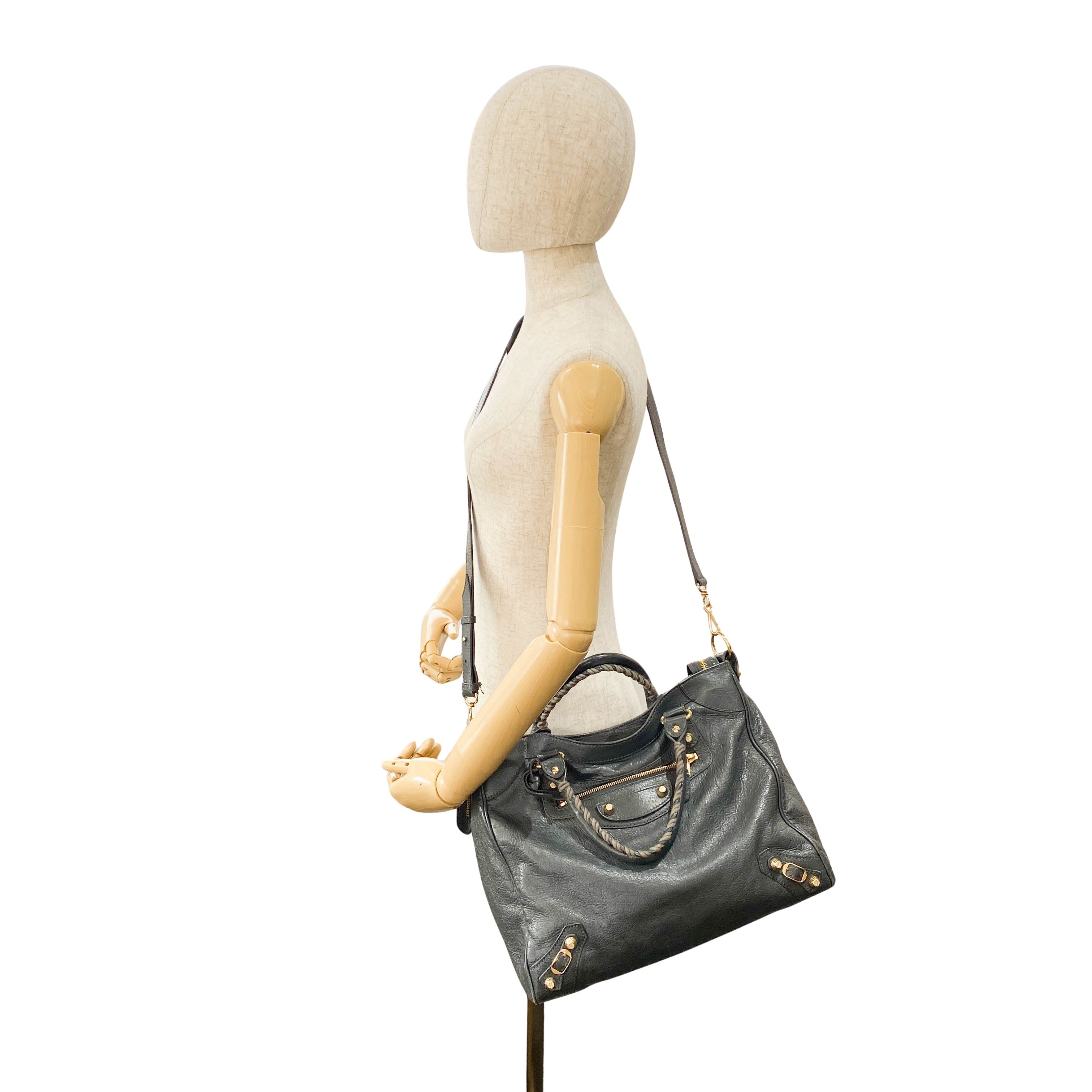 Velo Grey Giant Hardware Shoulder Bag