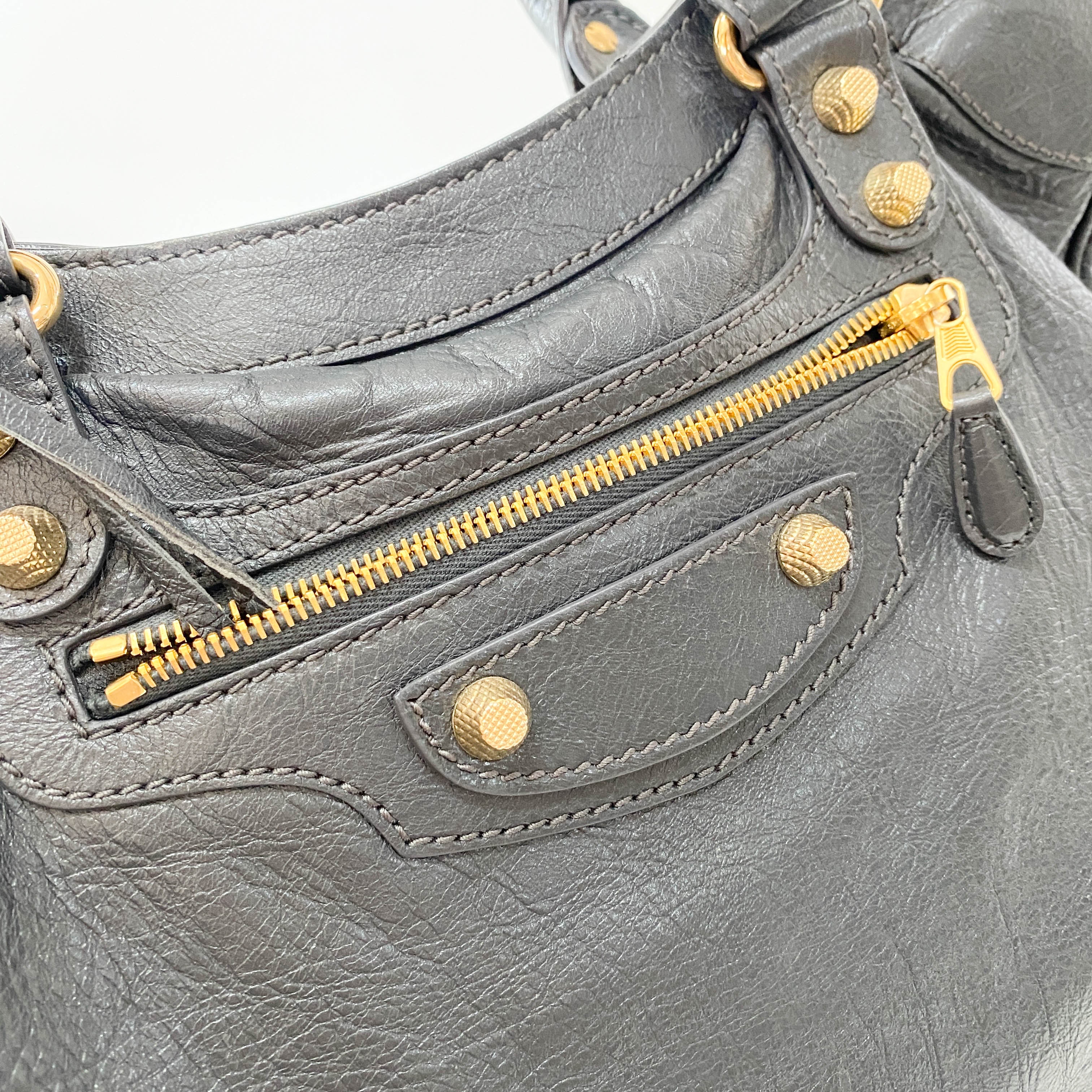 Velo Grey Giant Hardware Shoulder Bag