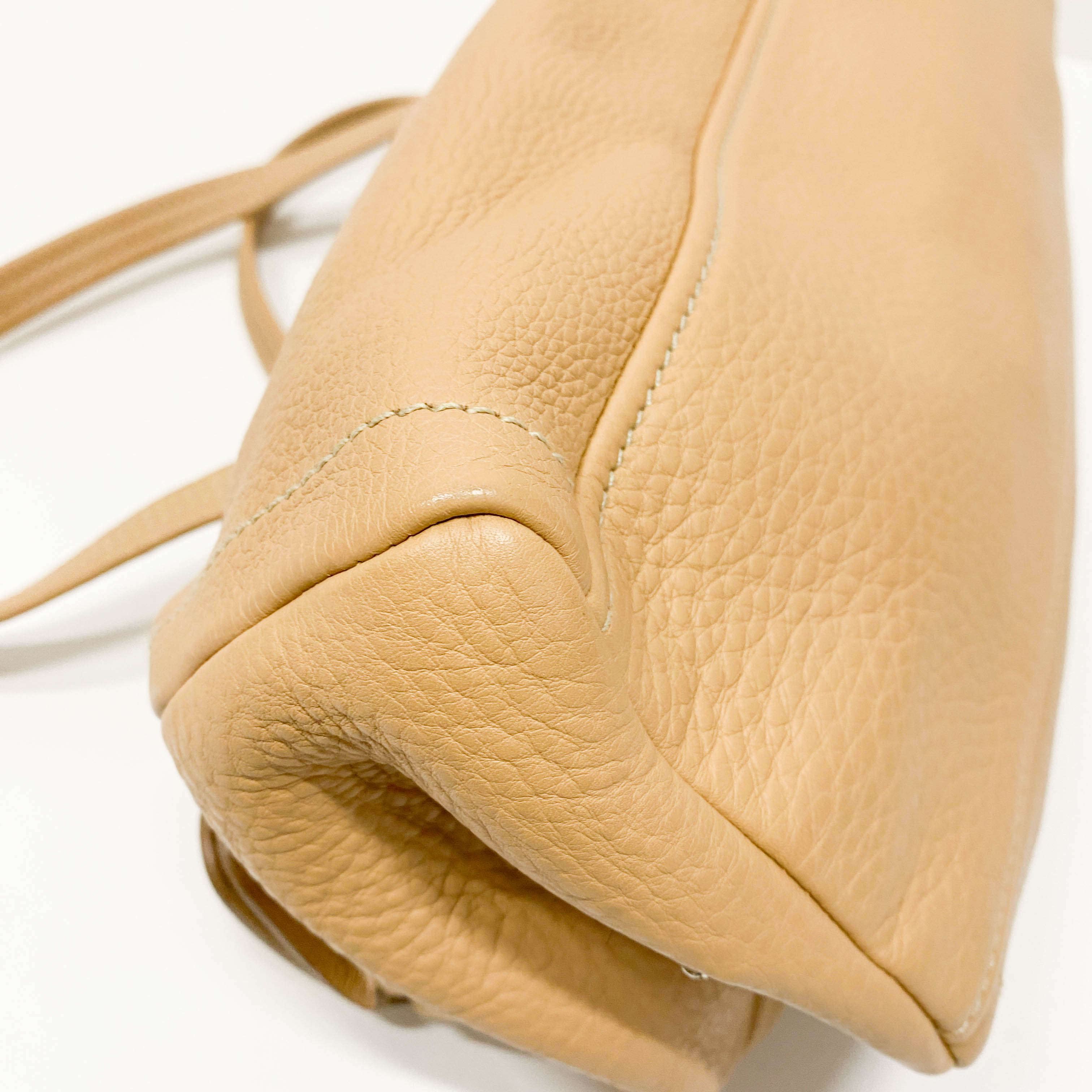Neutral Grain Calfskin Leather Shoulder Bag