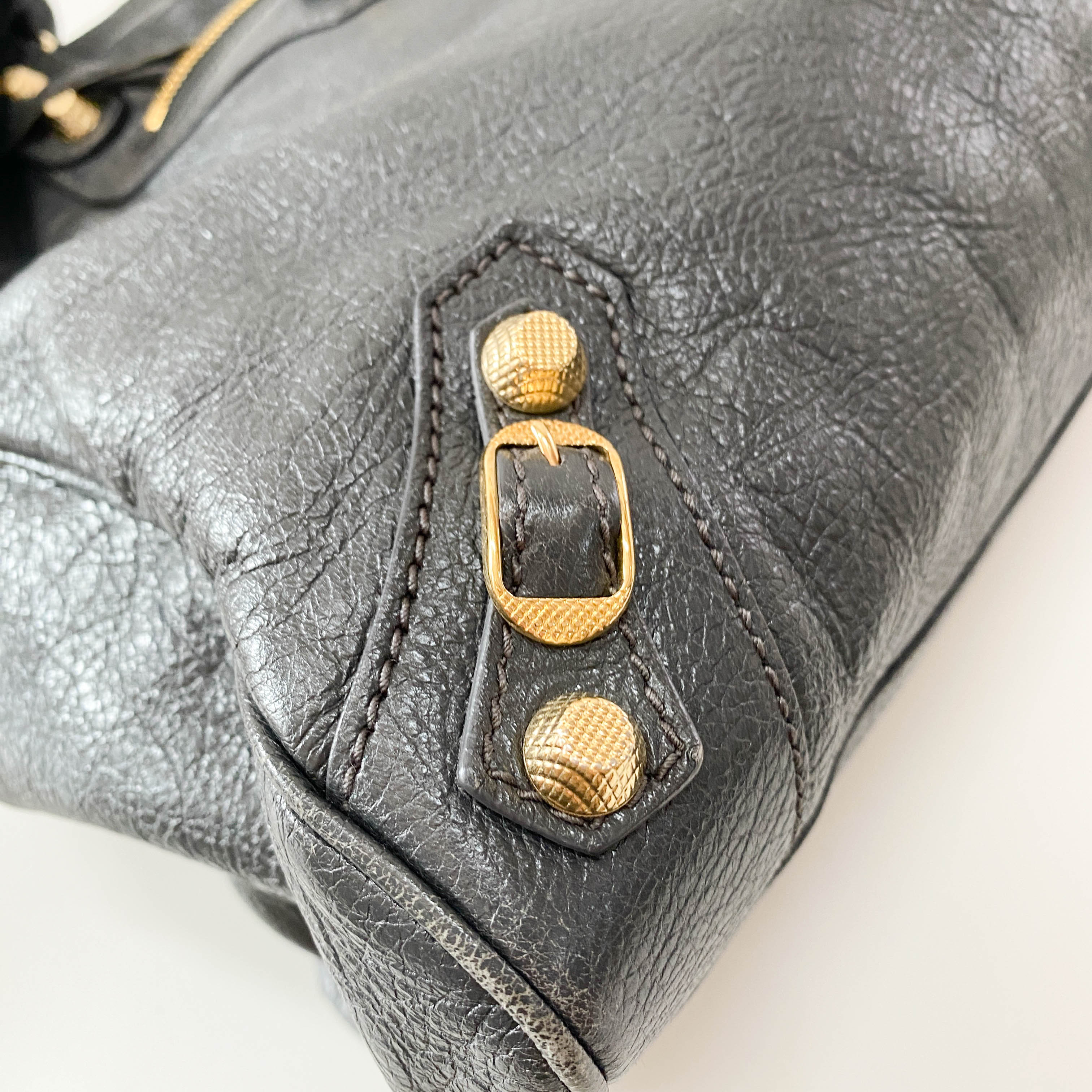 Velo Grey Giant Hardware Shoulder Bag