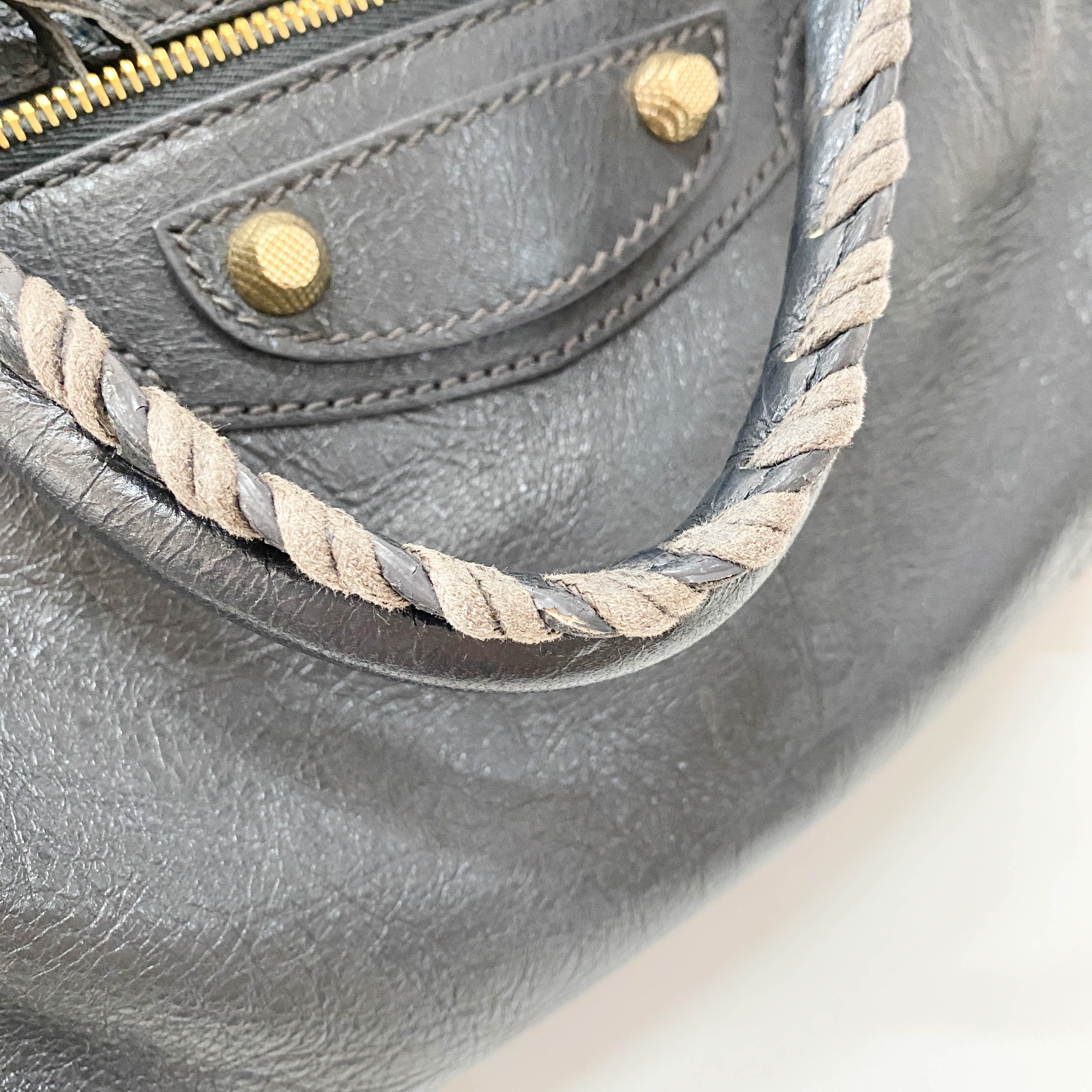 Velo Grey Giant Hardware Shoulder Bag