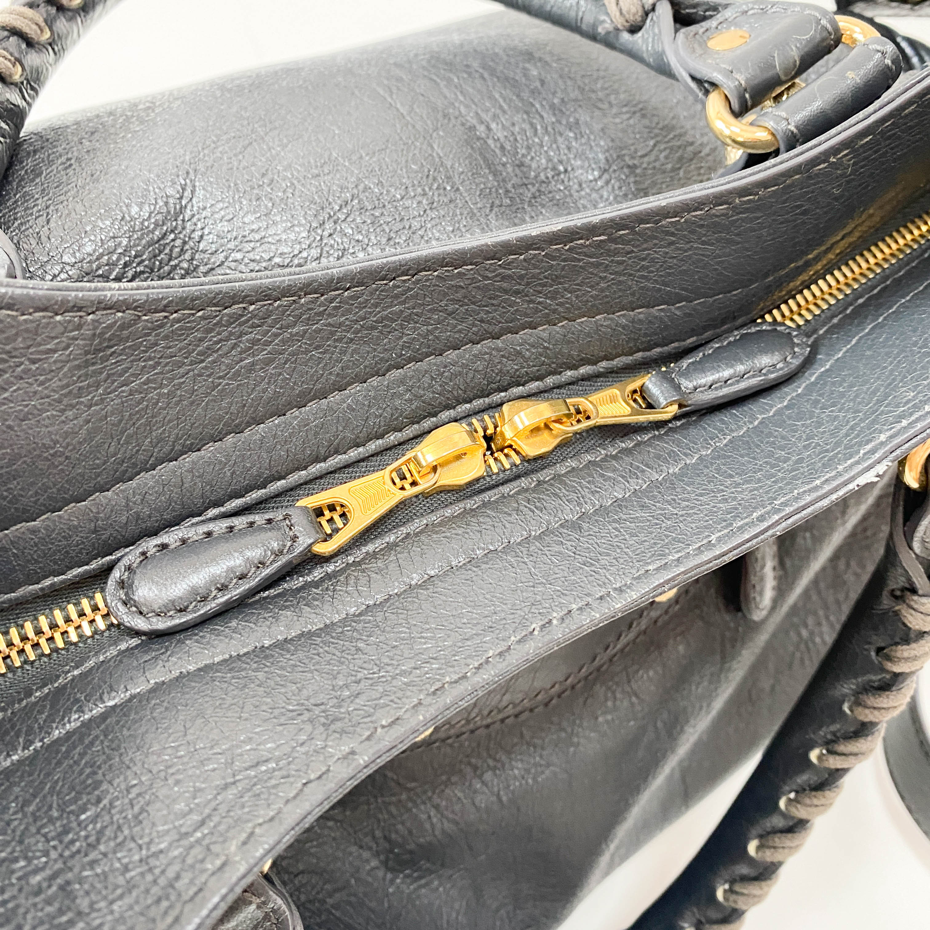 Velo Grey Giant Hardware Shoulder Bag