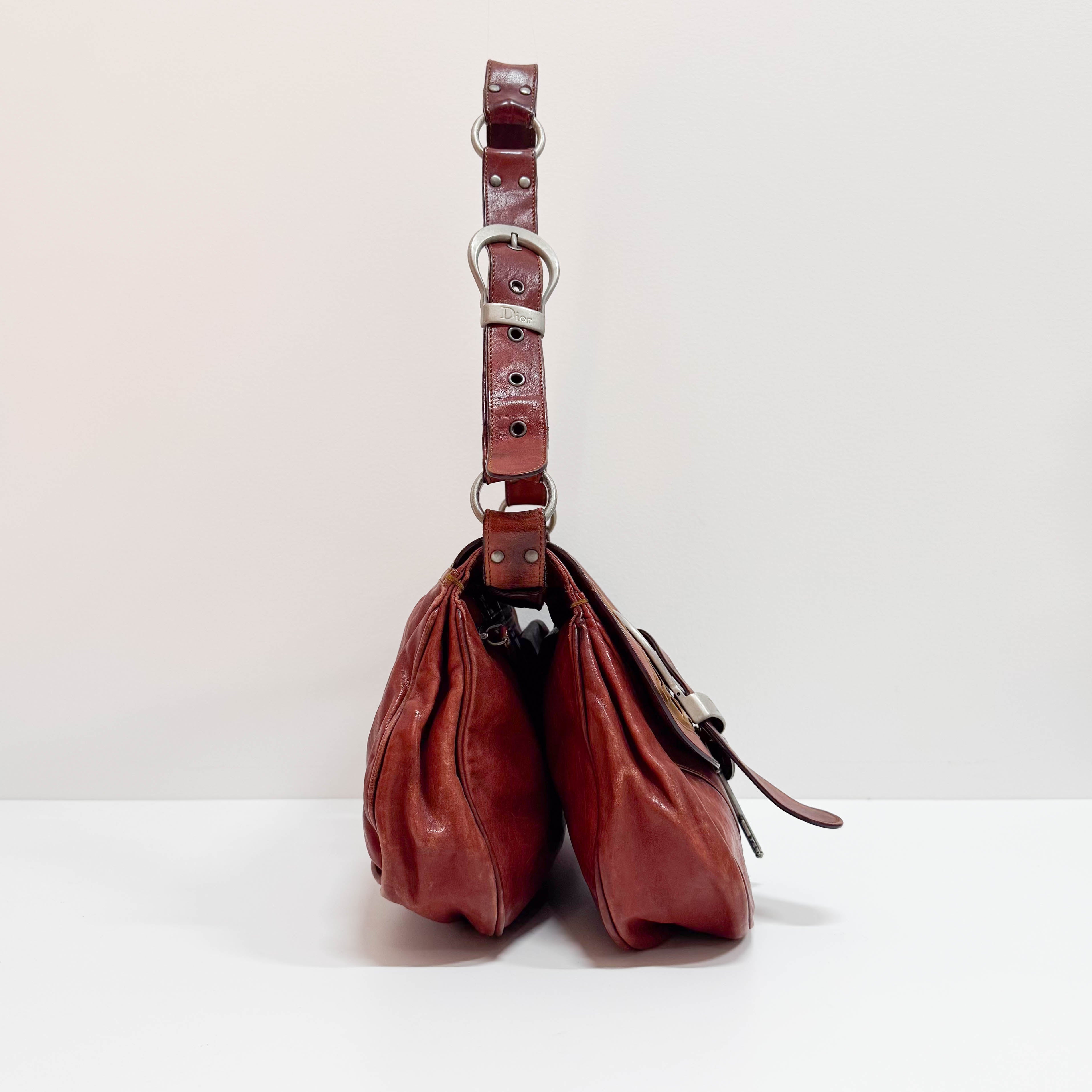 Gaucho Red Calfskin Leather Shoulder Bag