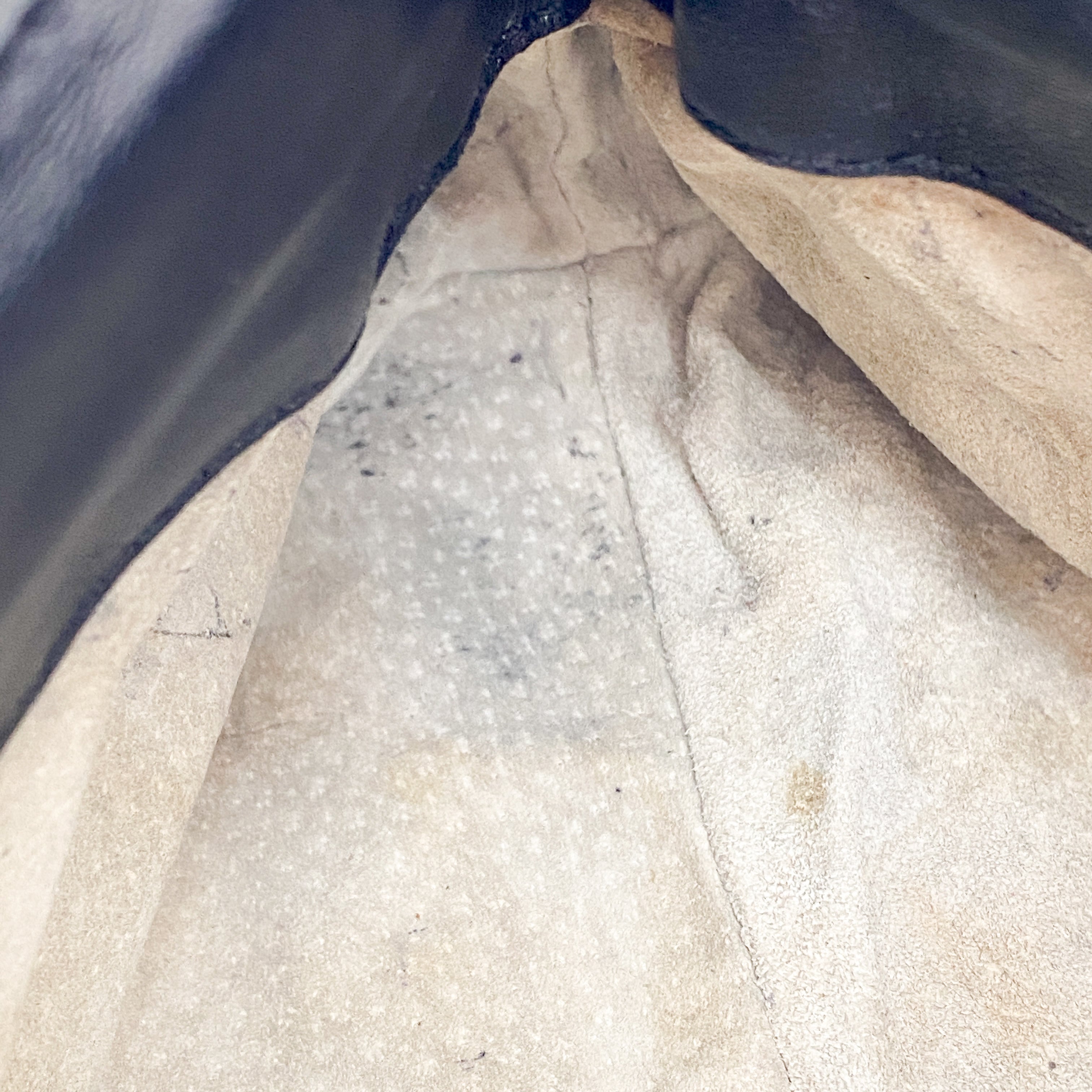 Intrecciato Black Lambskin Leather Shoulder Bag