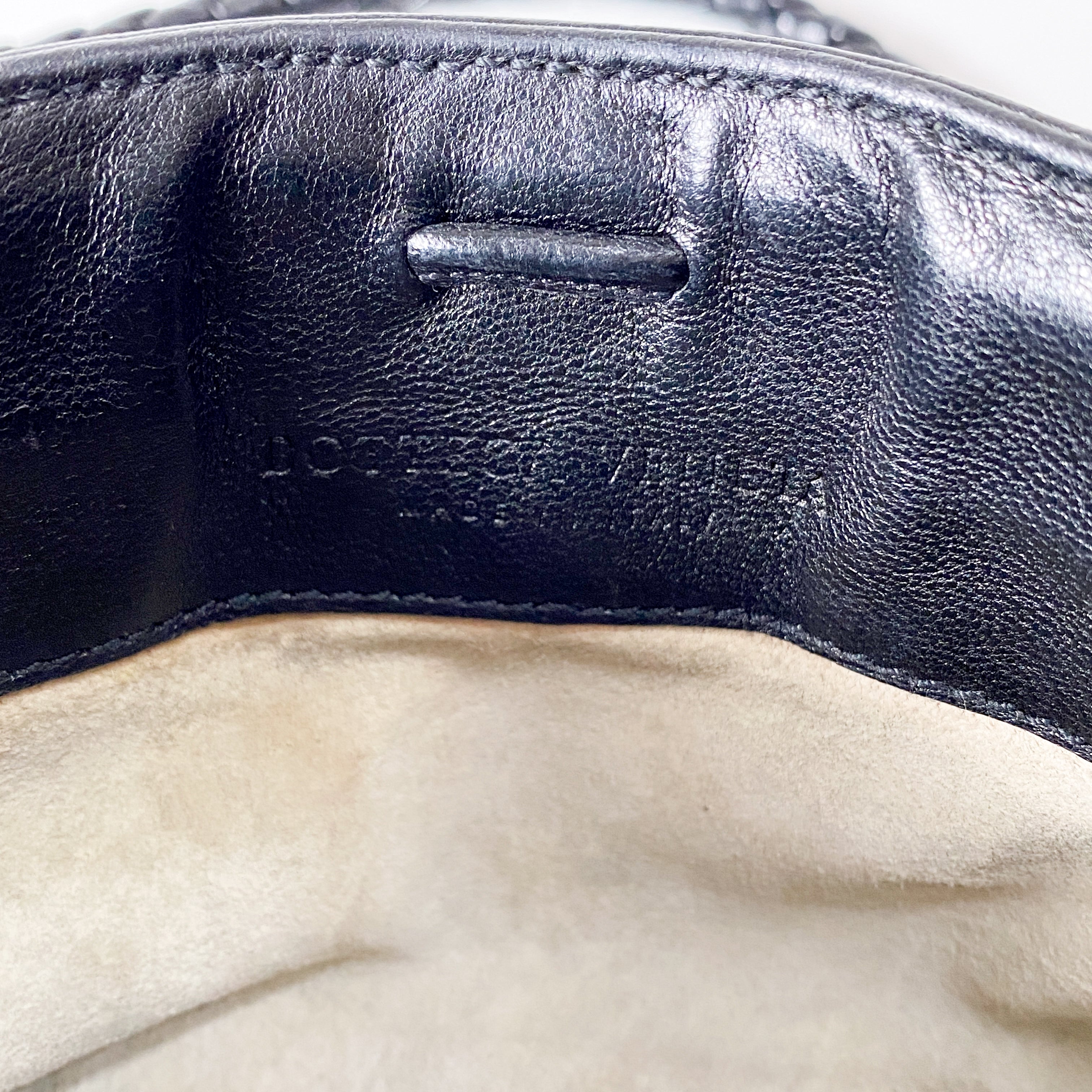 Intrecciato Black Lambskin Leather Shoulder Bag