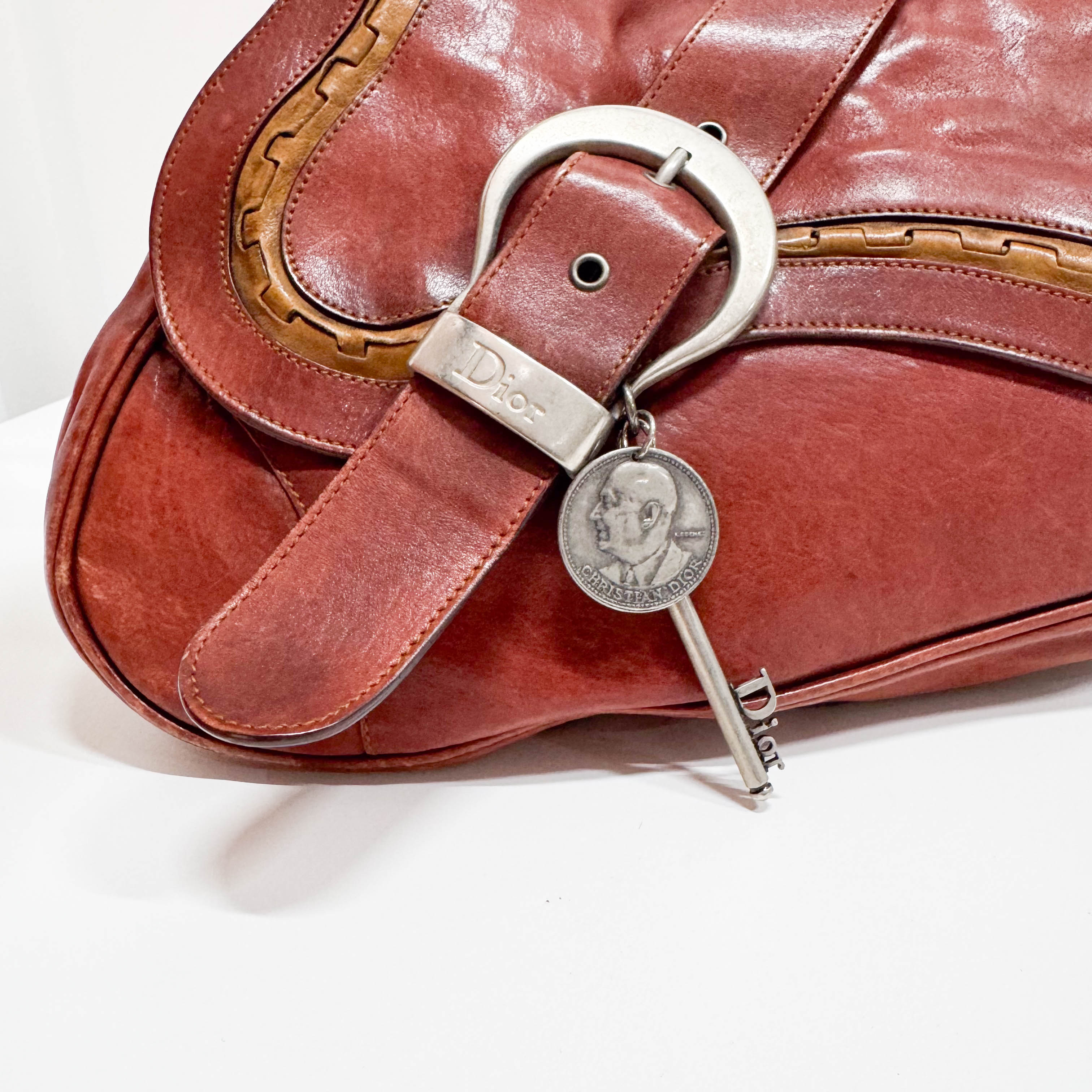 Gaucho Red Calfskin Leather Shoulder Bag