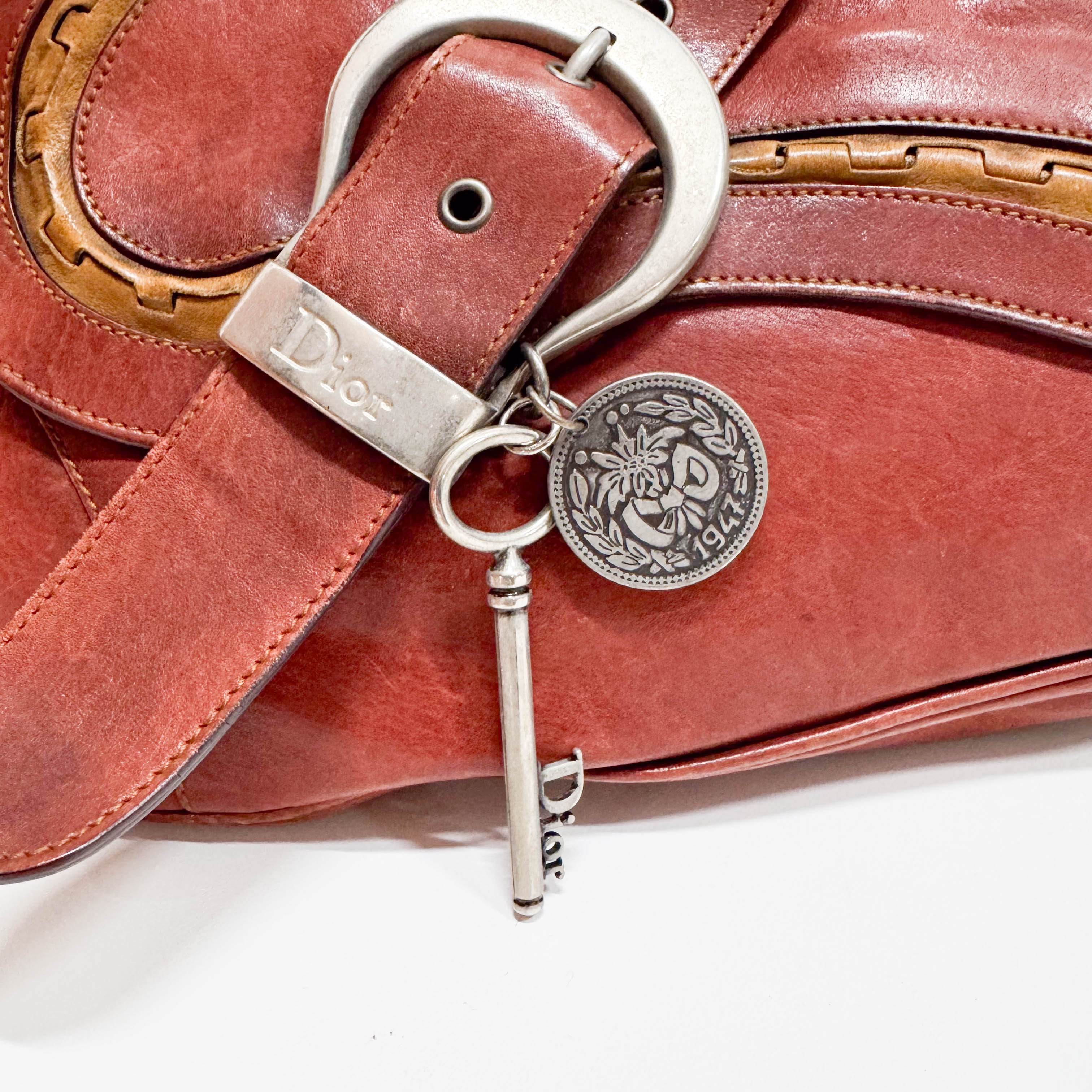 Gaucho Red Calfskin Leather Shoulder Bag