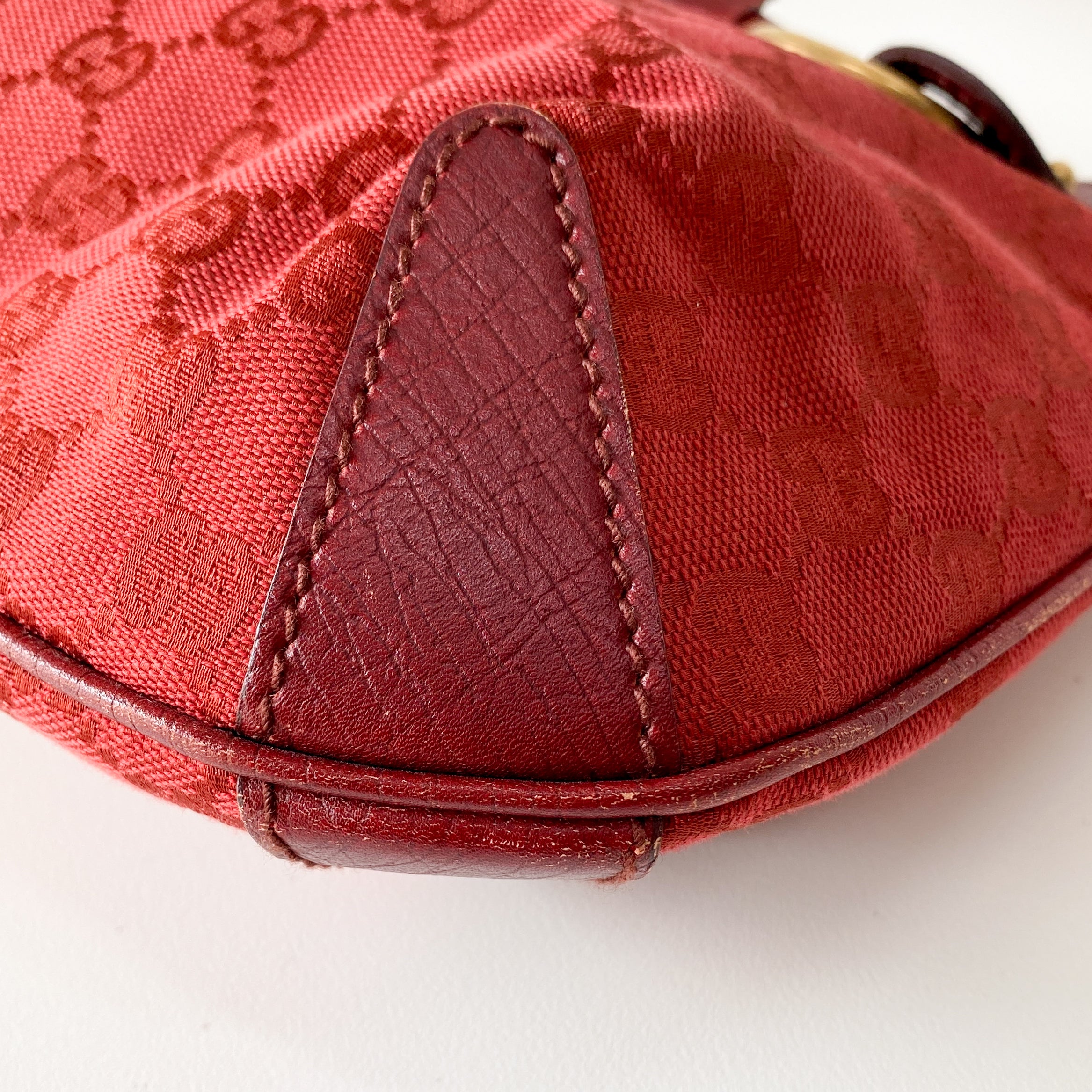 Horsebit GG Canvas Red Shoulder Bag