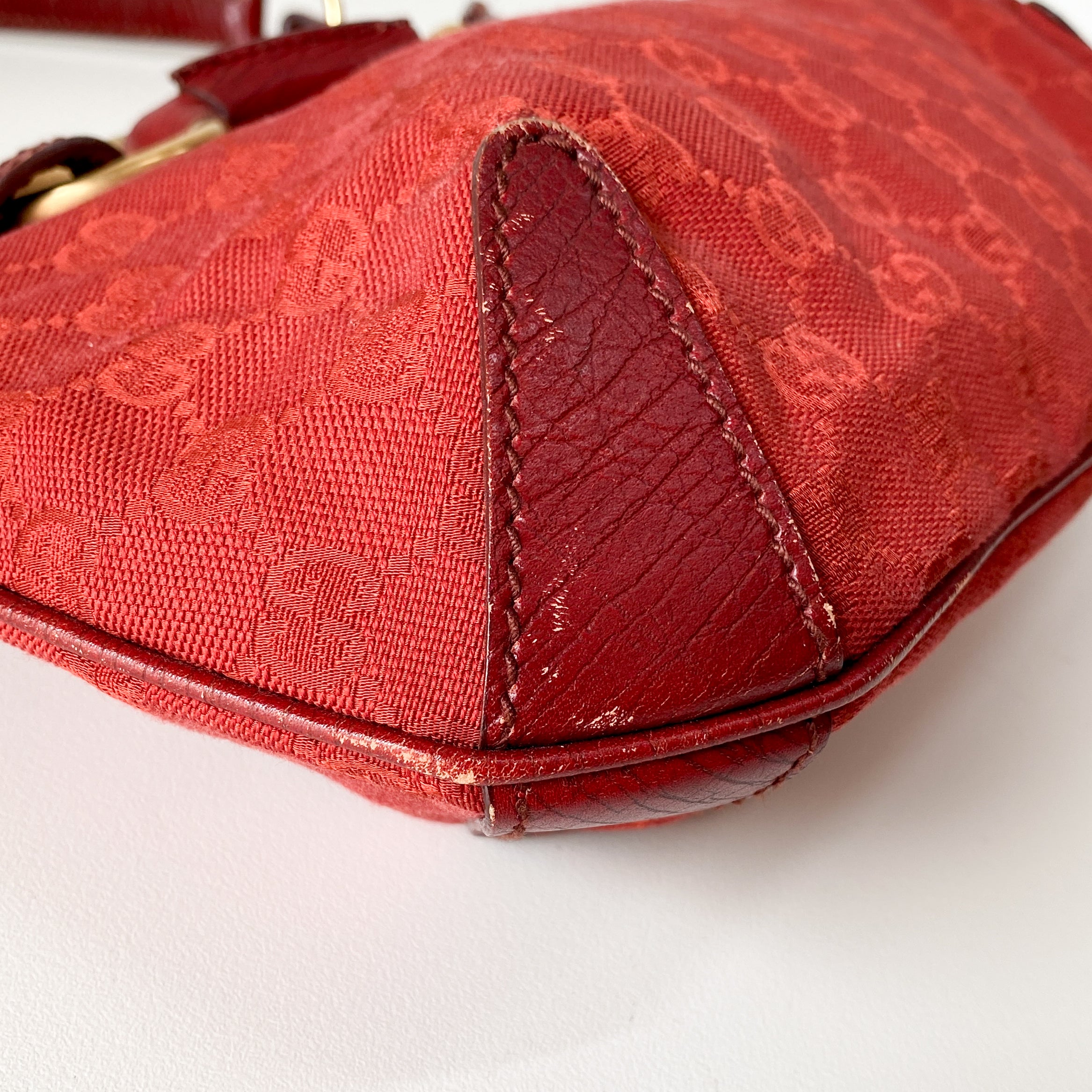 Horsebit GG Canvas Red Shoulder Bag