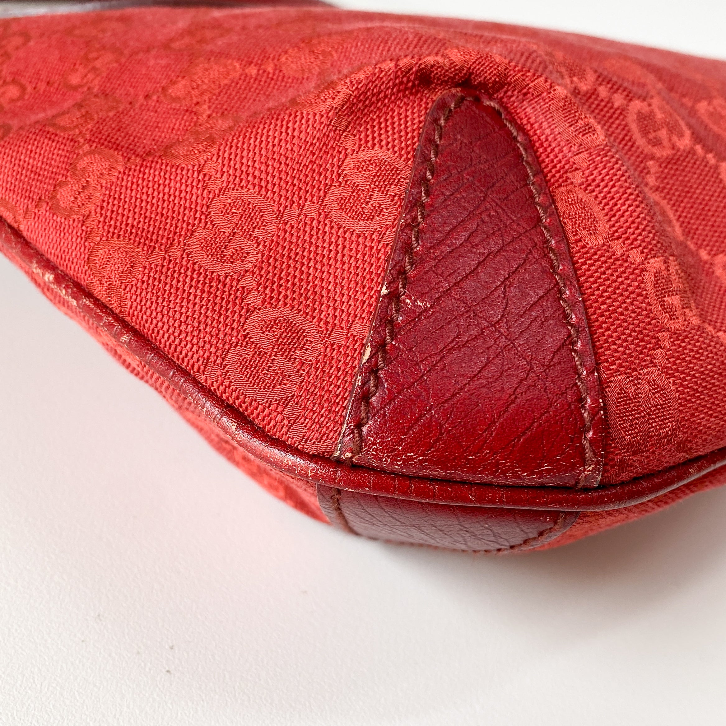 Horsebit GG Canvas Red Shoulder Bag