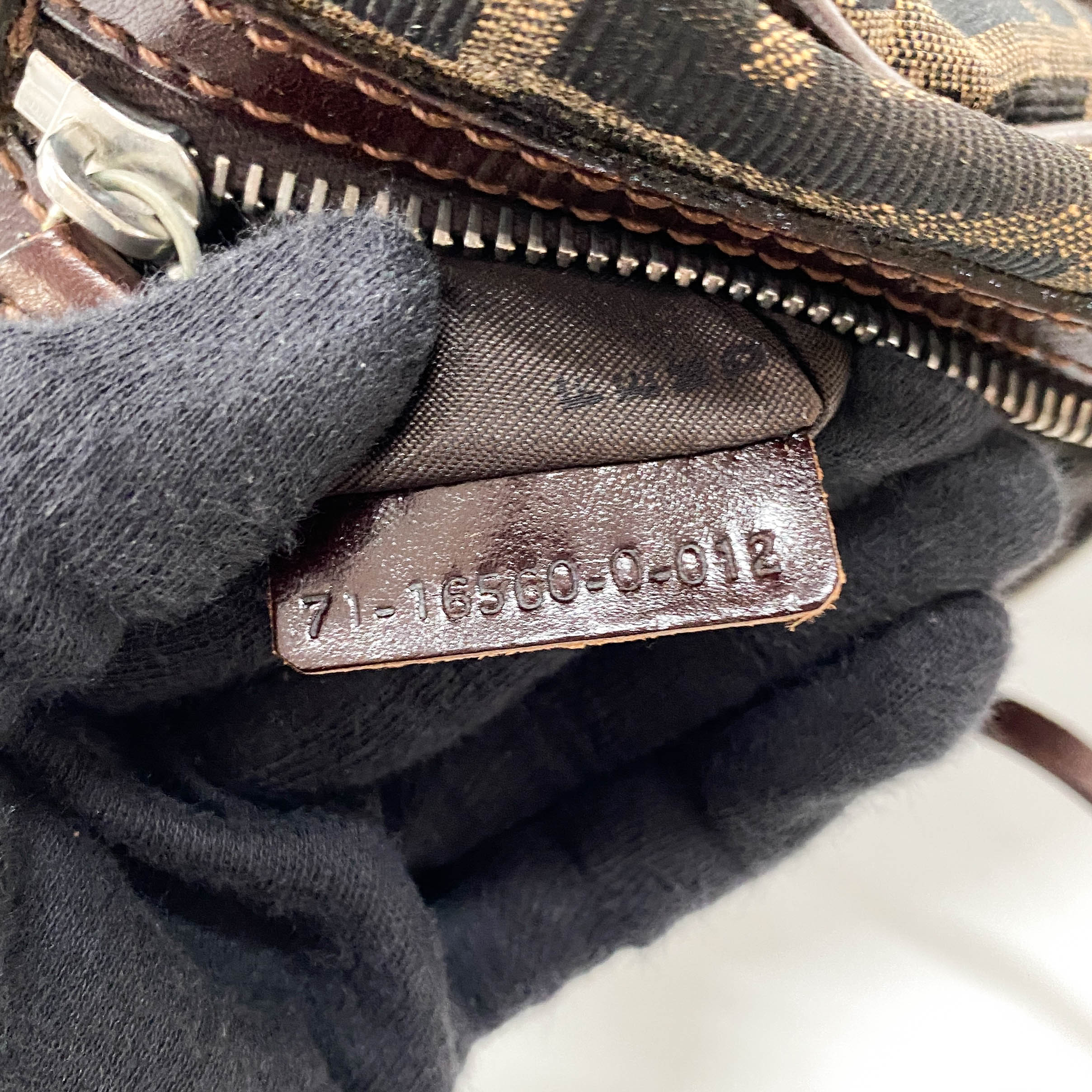 Zucca Brown Canvas Shoulder Bag