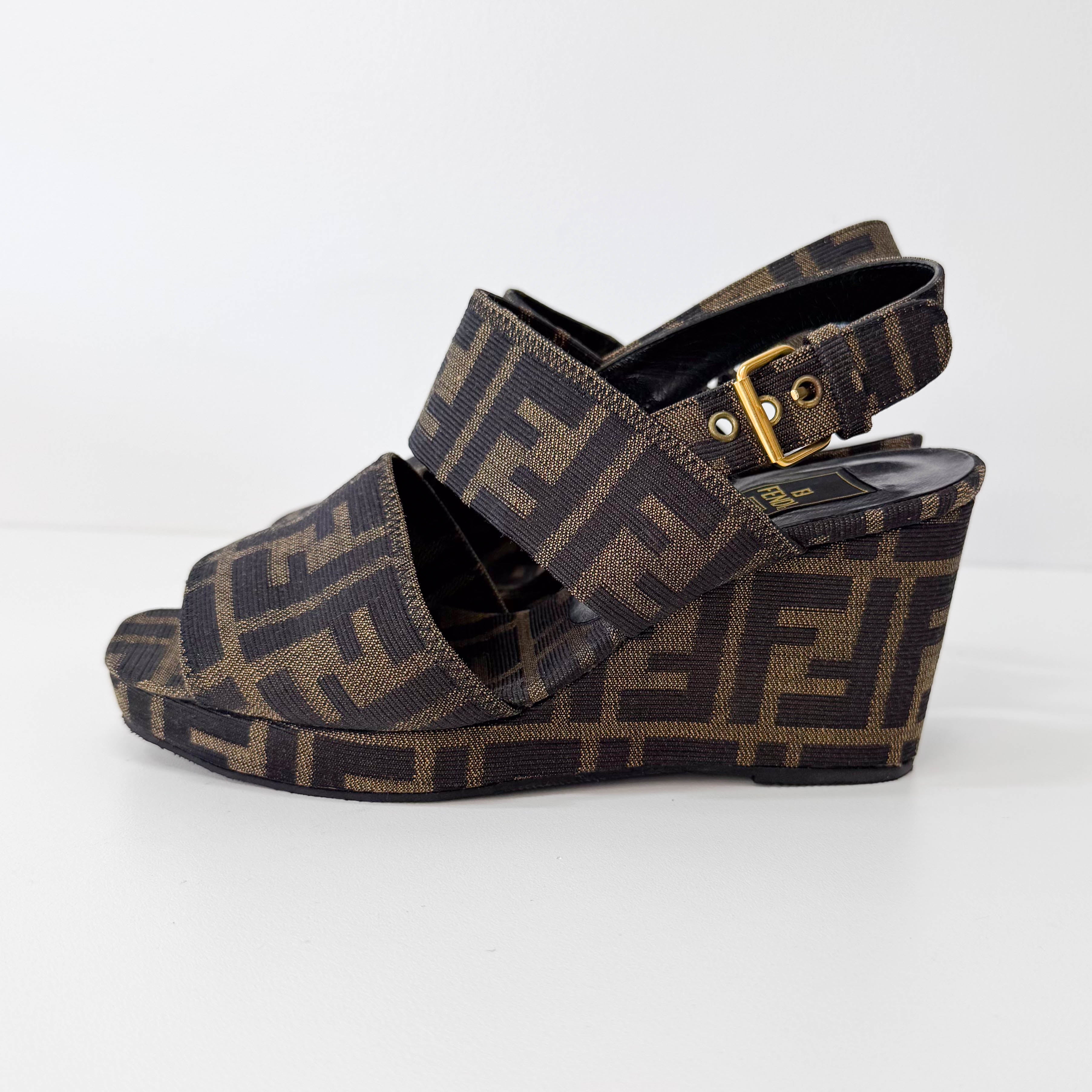 Vintage Size 36 Brown Zucca Canvas Heels