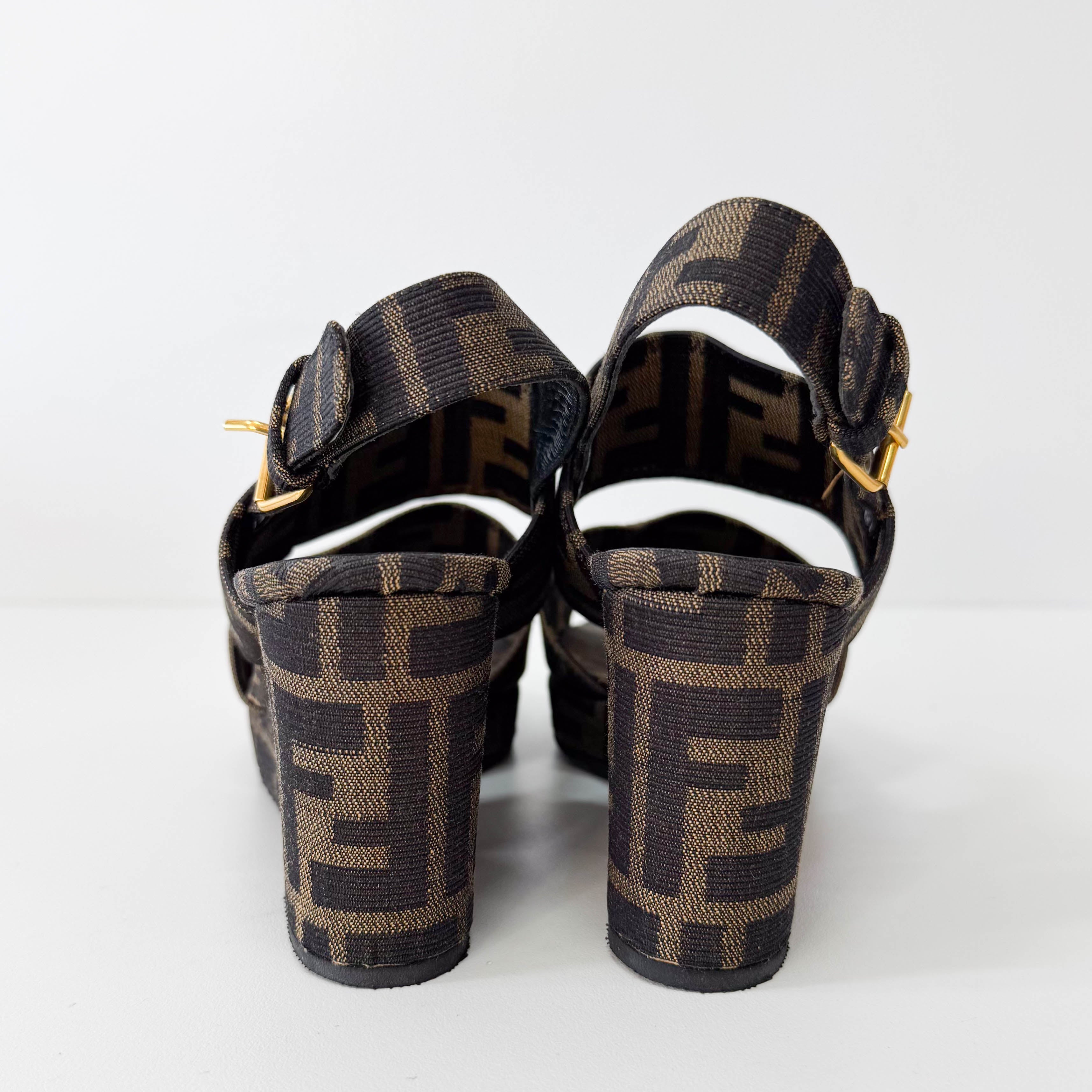 Vintage Size 36 Brown Zucca Canvas Heels