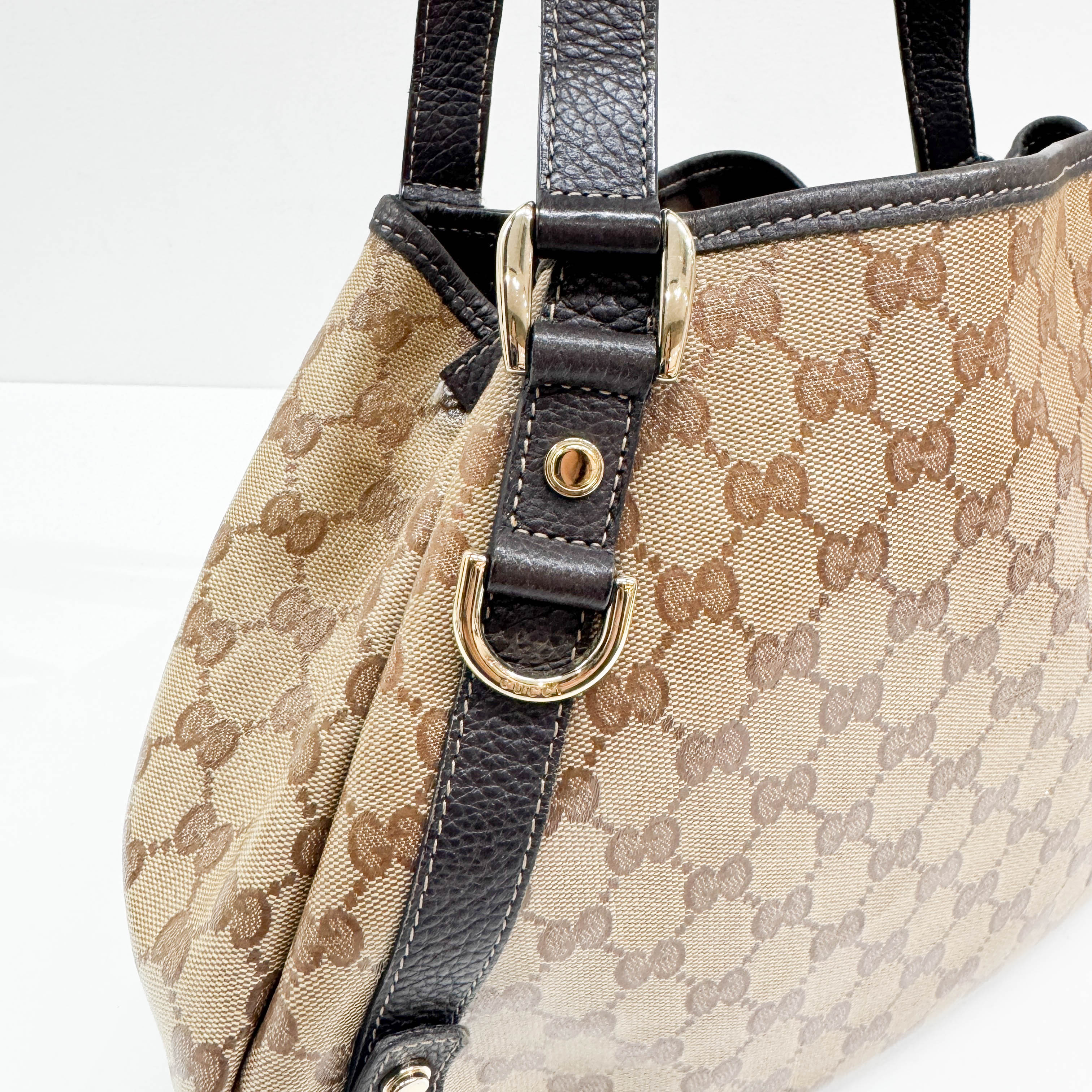 Abbey Brown GG Crystal Shoulder Bag