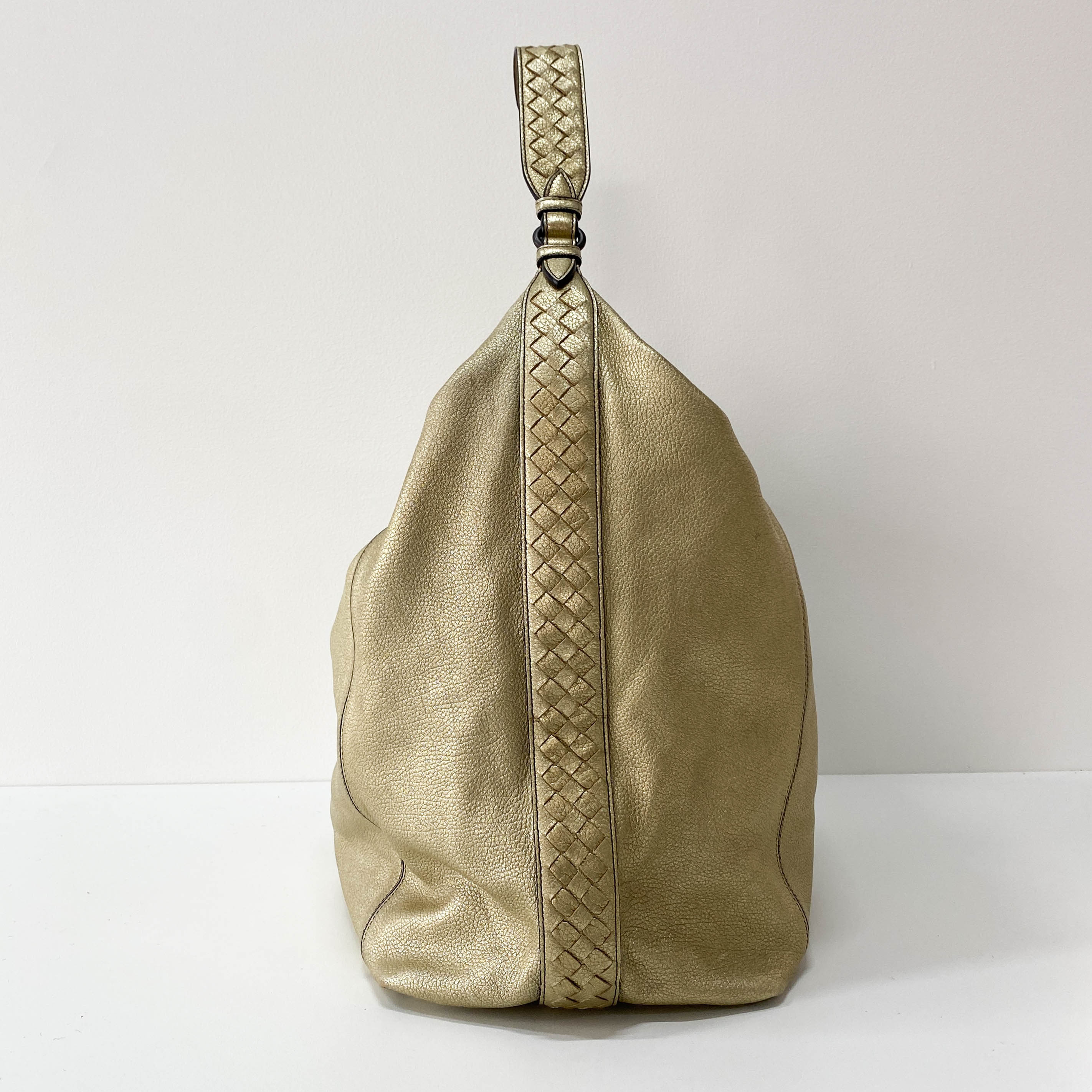 Intrecciato Gold Leather Shoulder Bag