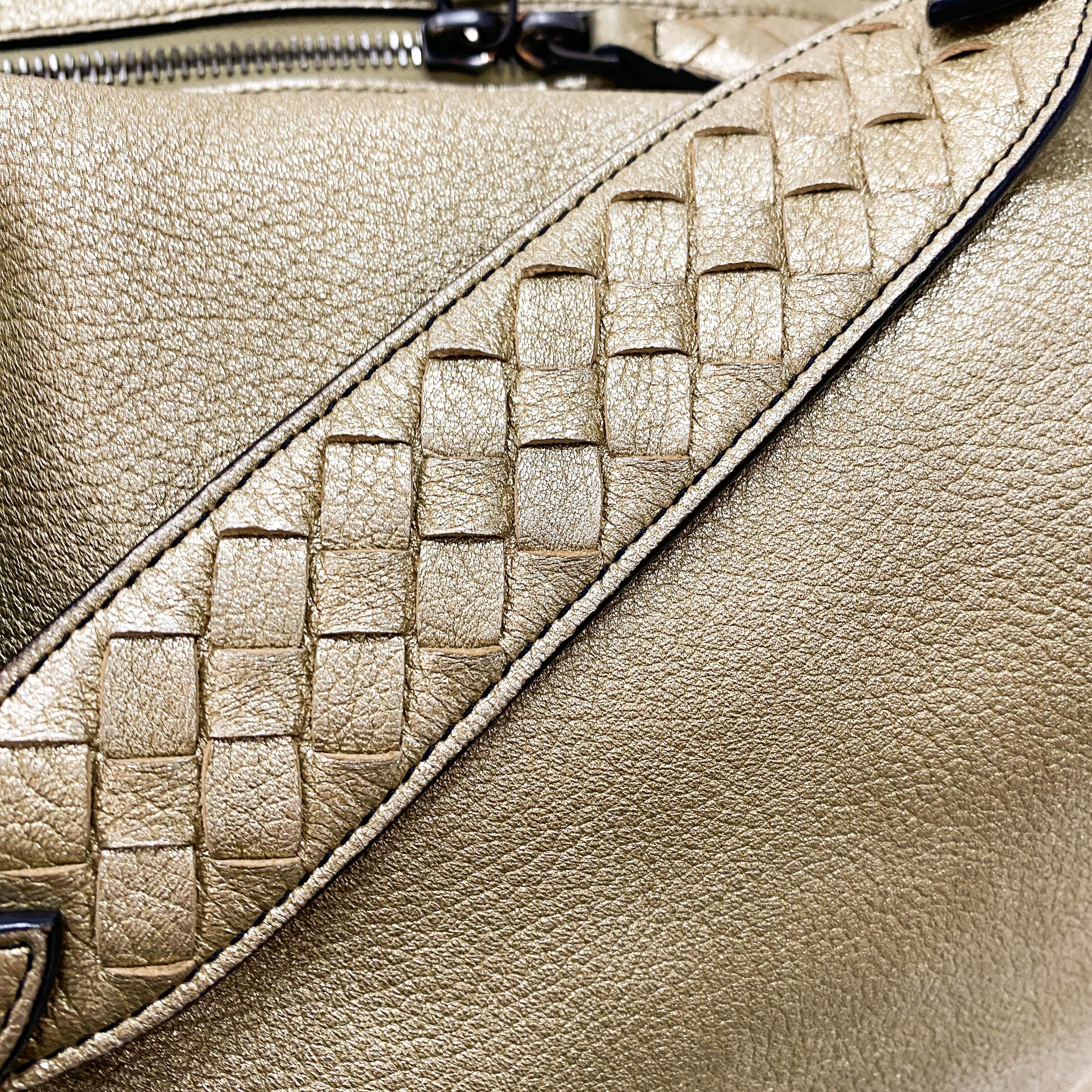 Intrecciato Gold Leather Shoulder Bag
