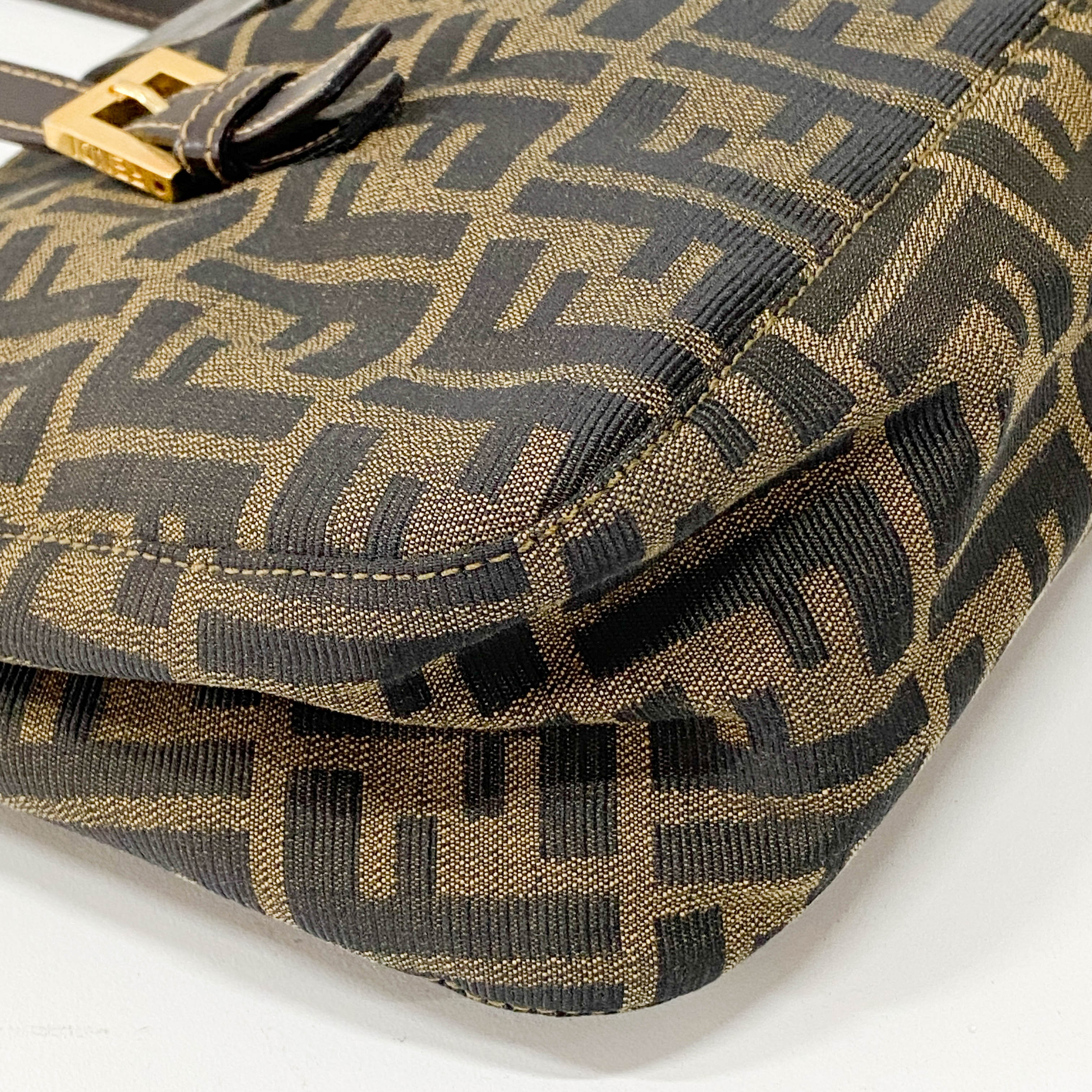 Zucca Brown Canvas Shoulder Bag