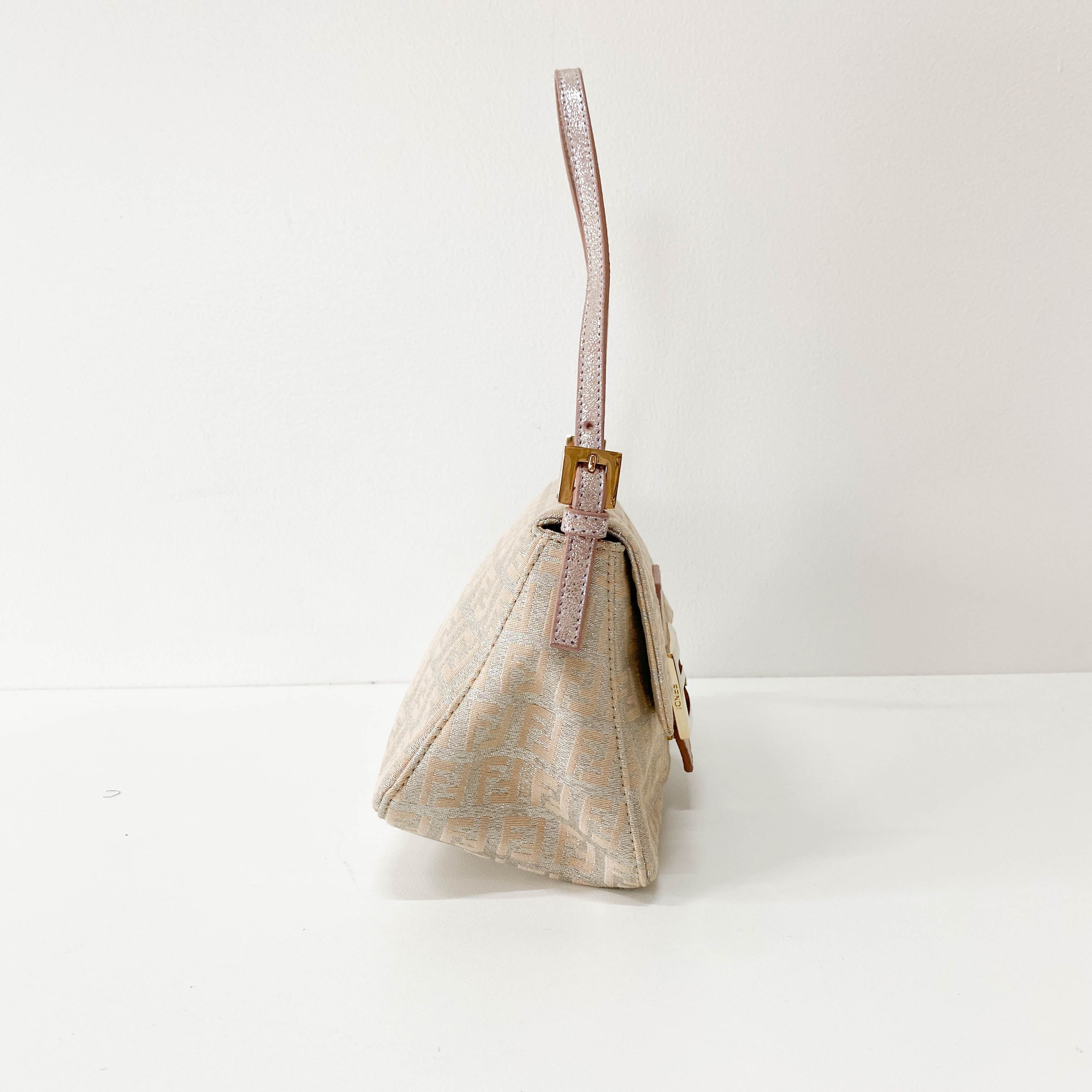 Zuccino Silver and Pink Mini Mamma Baguette Shoulder Bag Gold Hardware