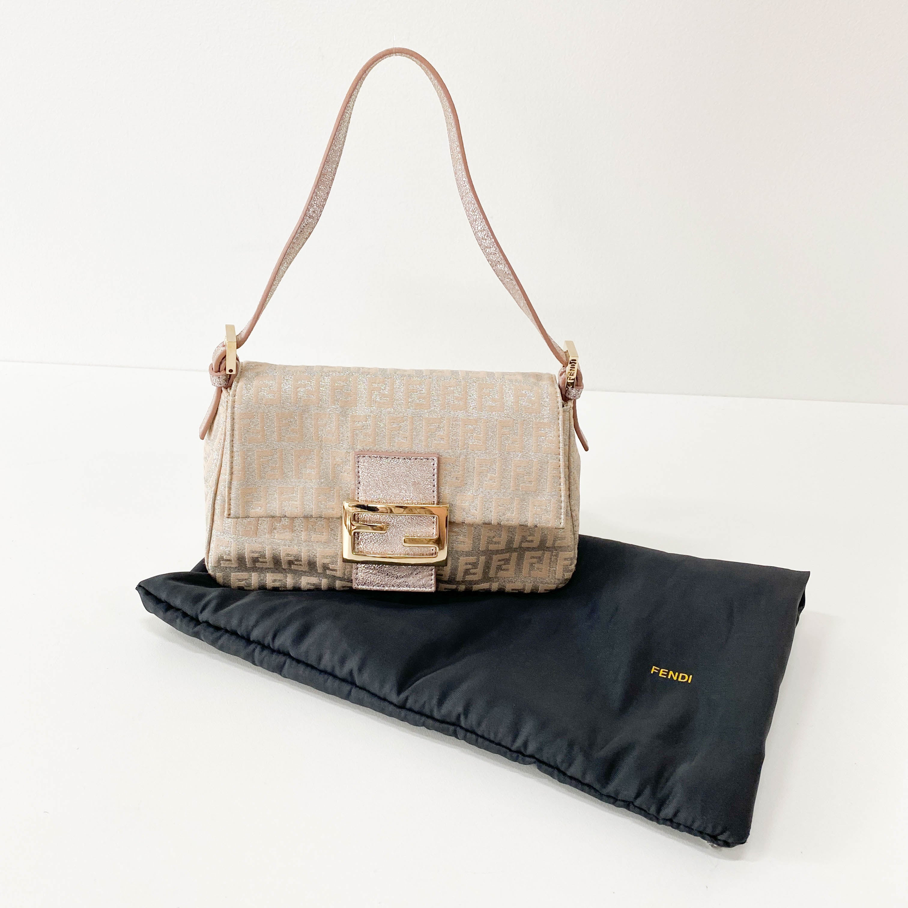 Zuccino Silver and Pink Mini Mamma Baguette Shoulder Bag Gold Hardware