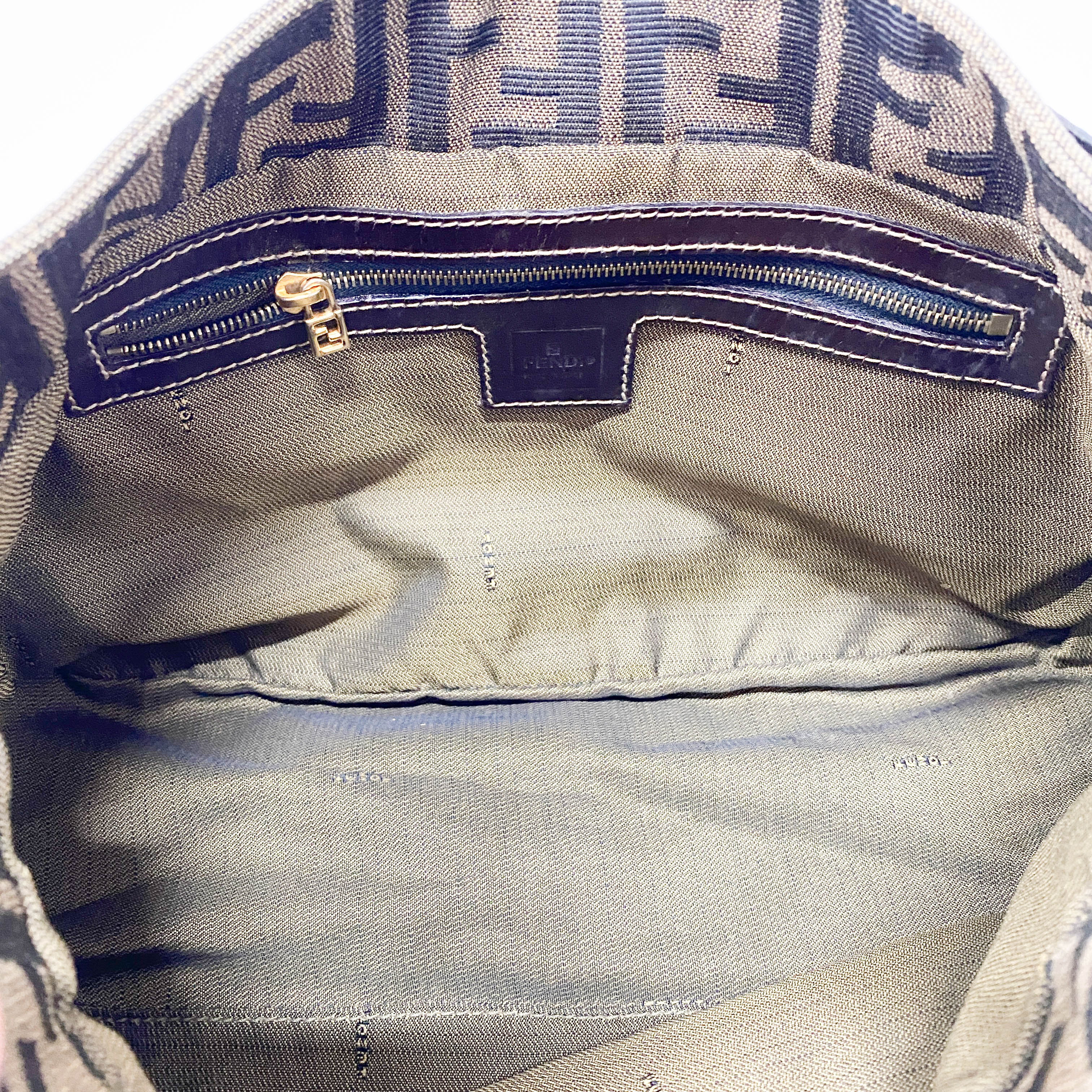 Zucca Brown Canvas Shoulder Bag