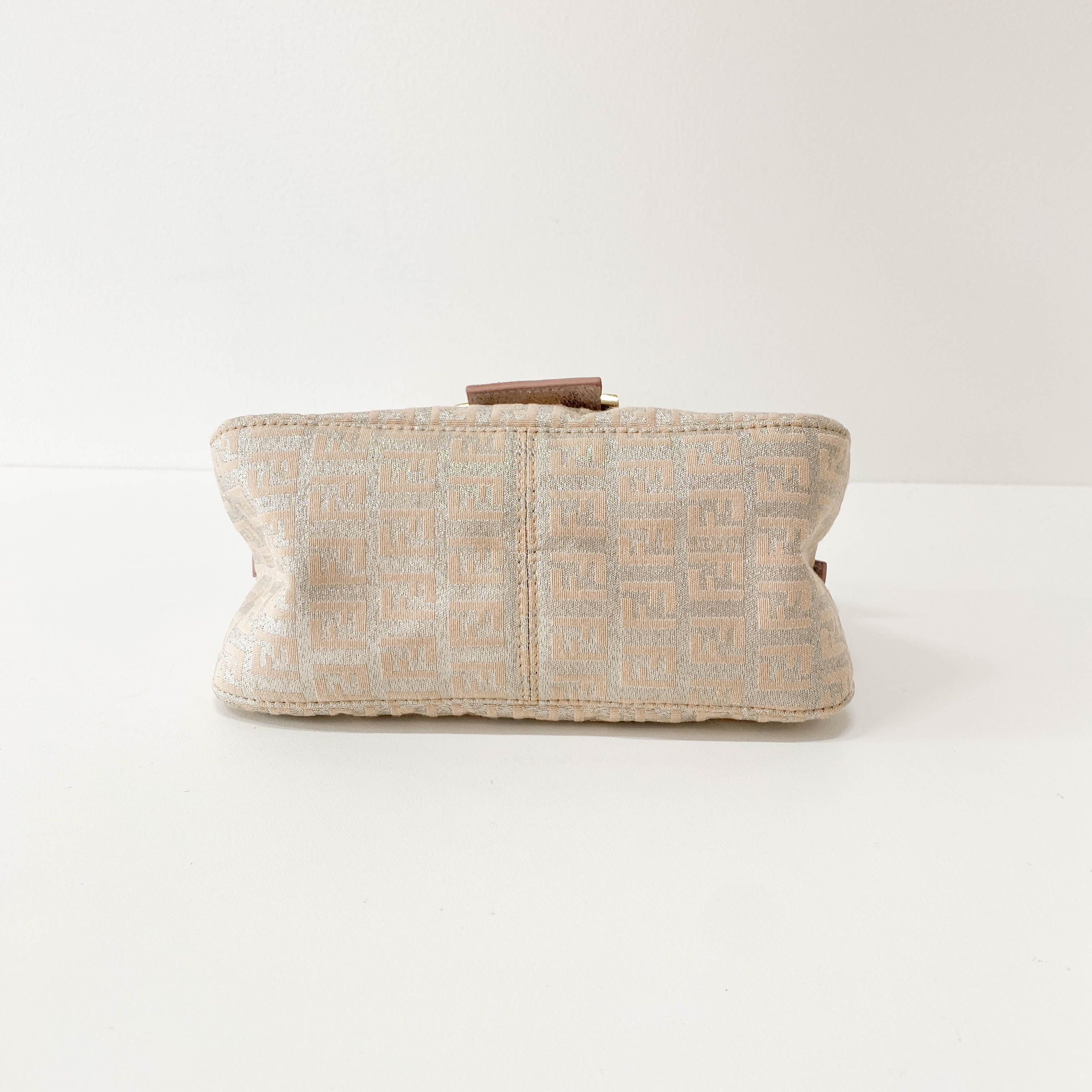 Zuccino Silver and Pink Mini Mamma Baguette Shoulder Bag Gold Hardware