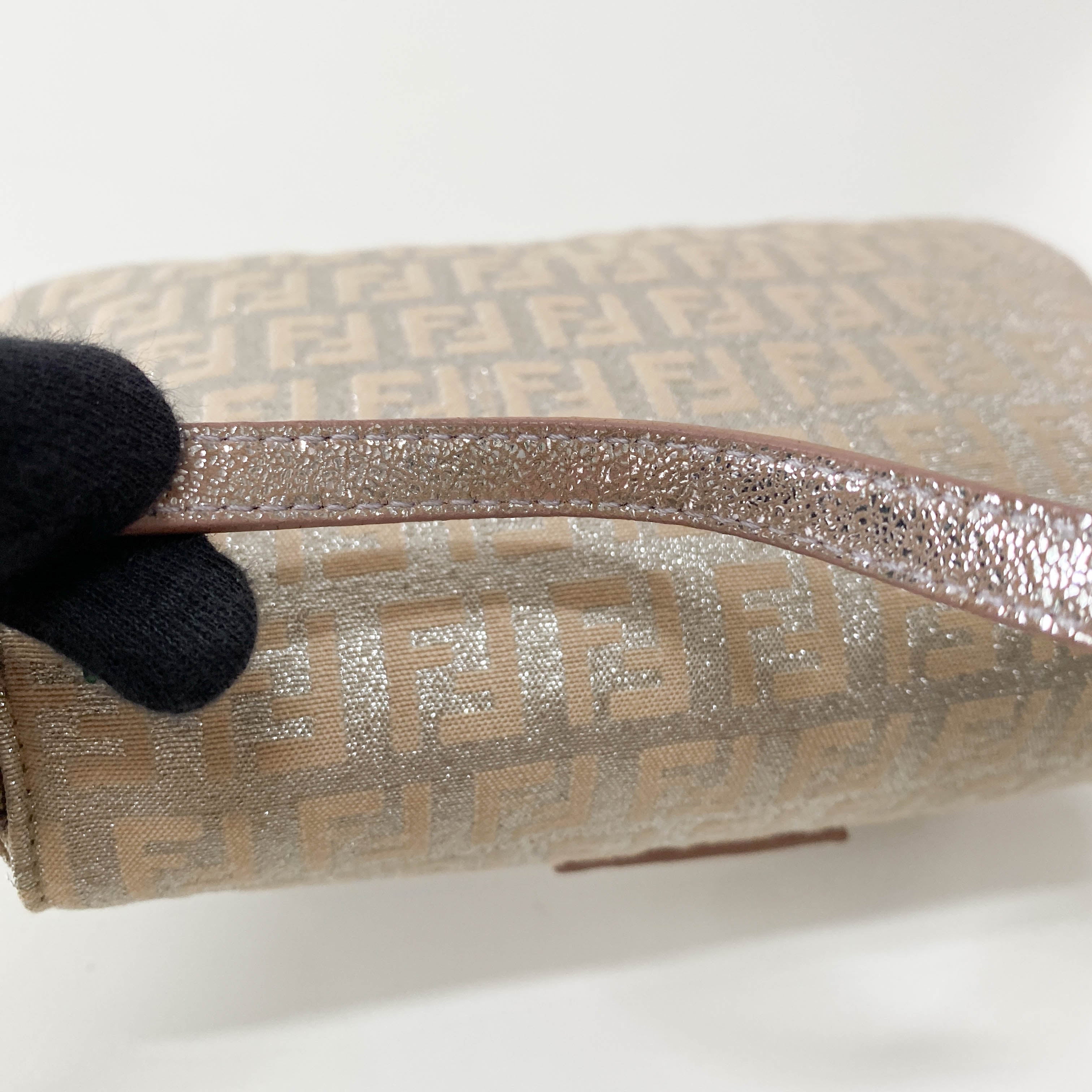 Zuccino Silver and Pink Mini Mamma Baguette Shoulder Bag Gold Hardware