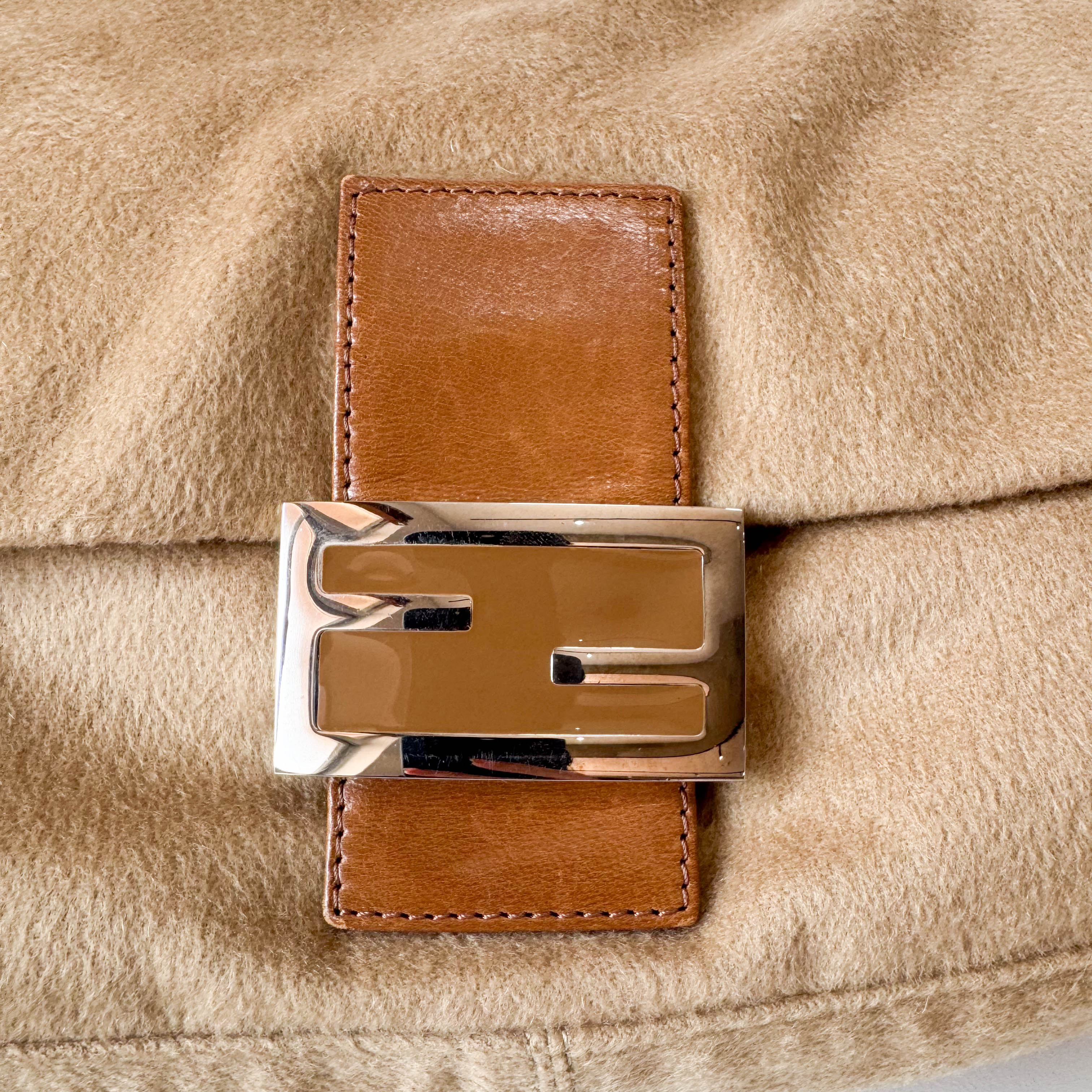 Caramel Brown Wool Mamma Baguette