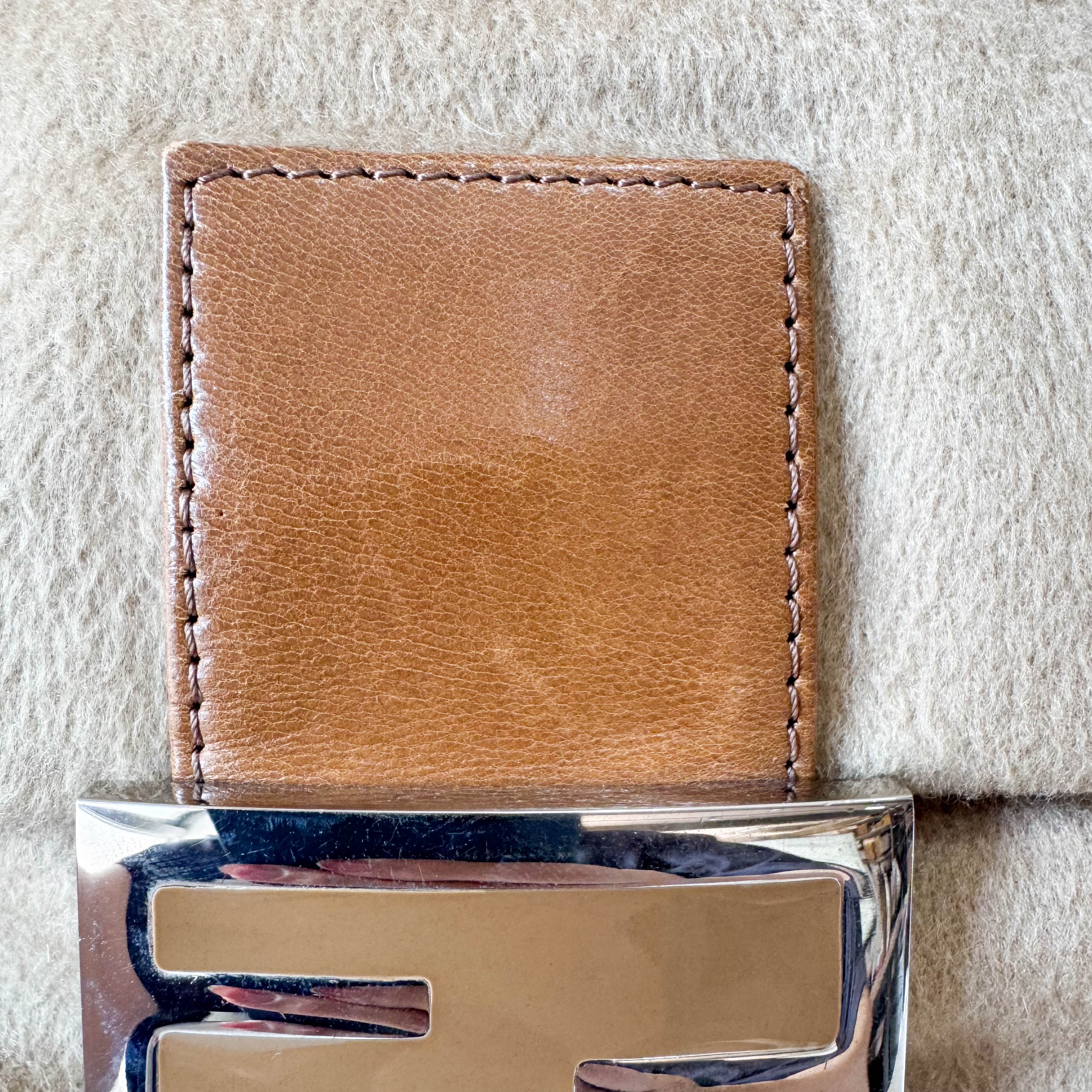 Caramel Brown Wool Mamma Baguette