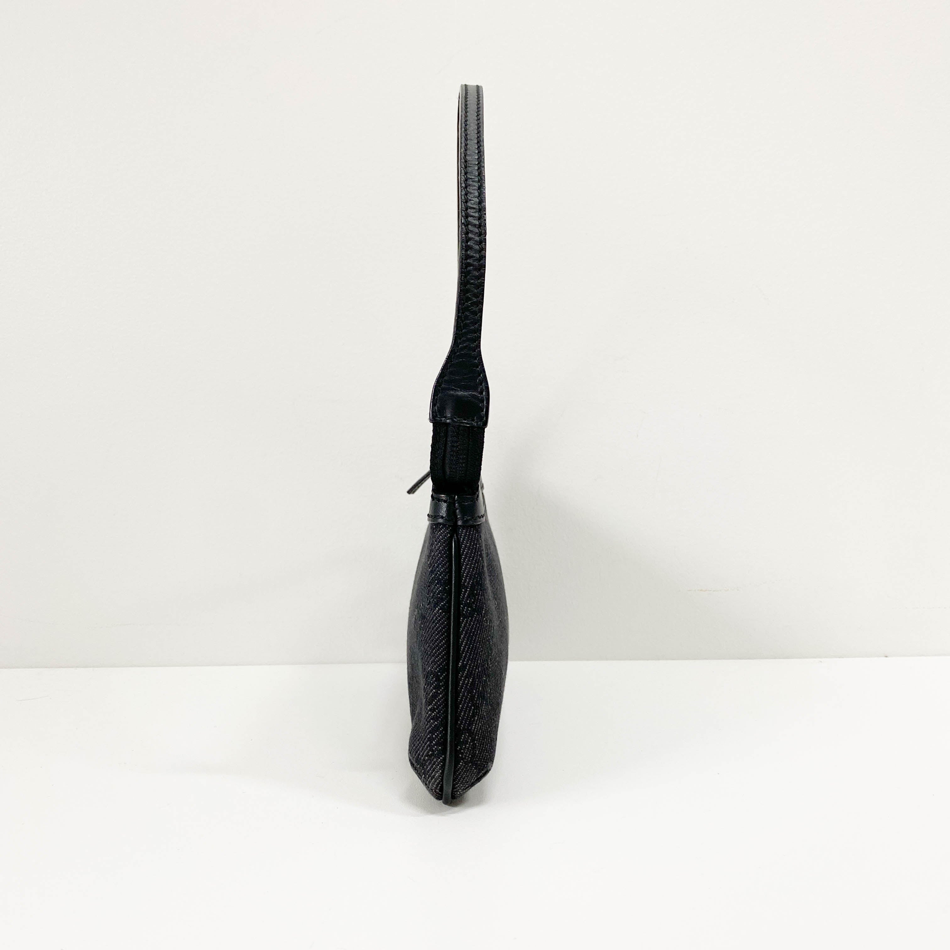 Small GG Canvas Black Shoulder Bag