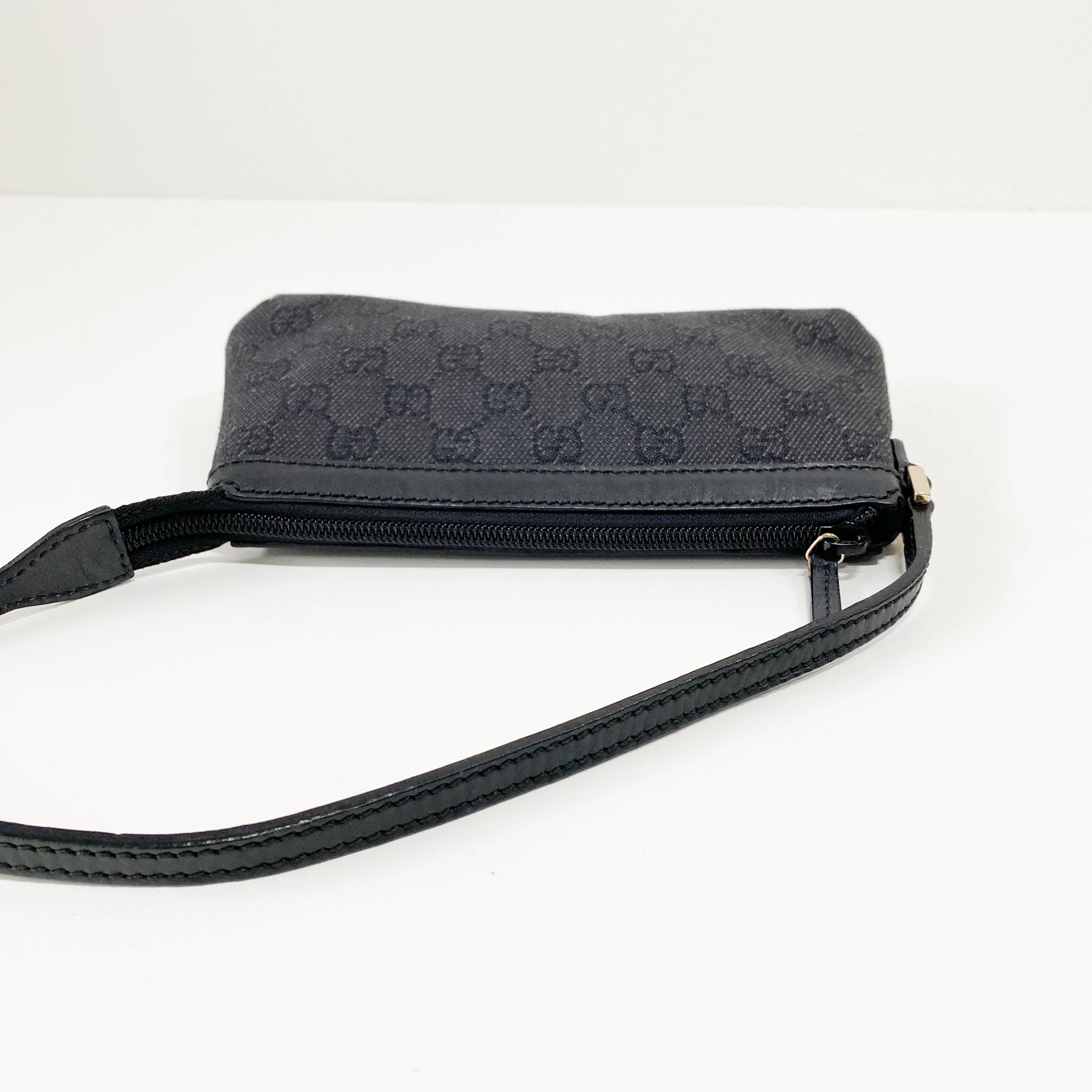 Small GG Canvas Black Shoulder Bag