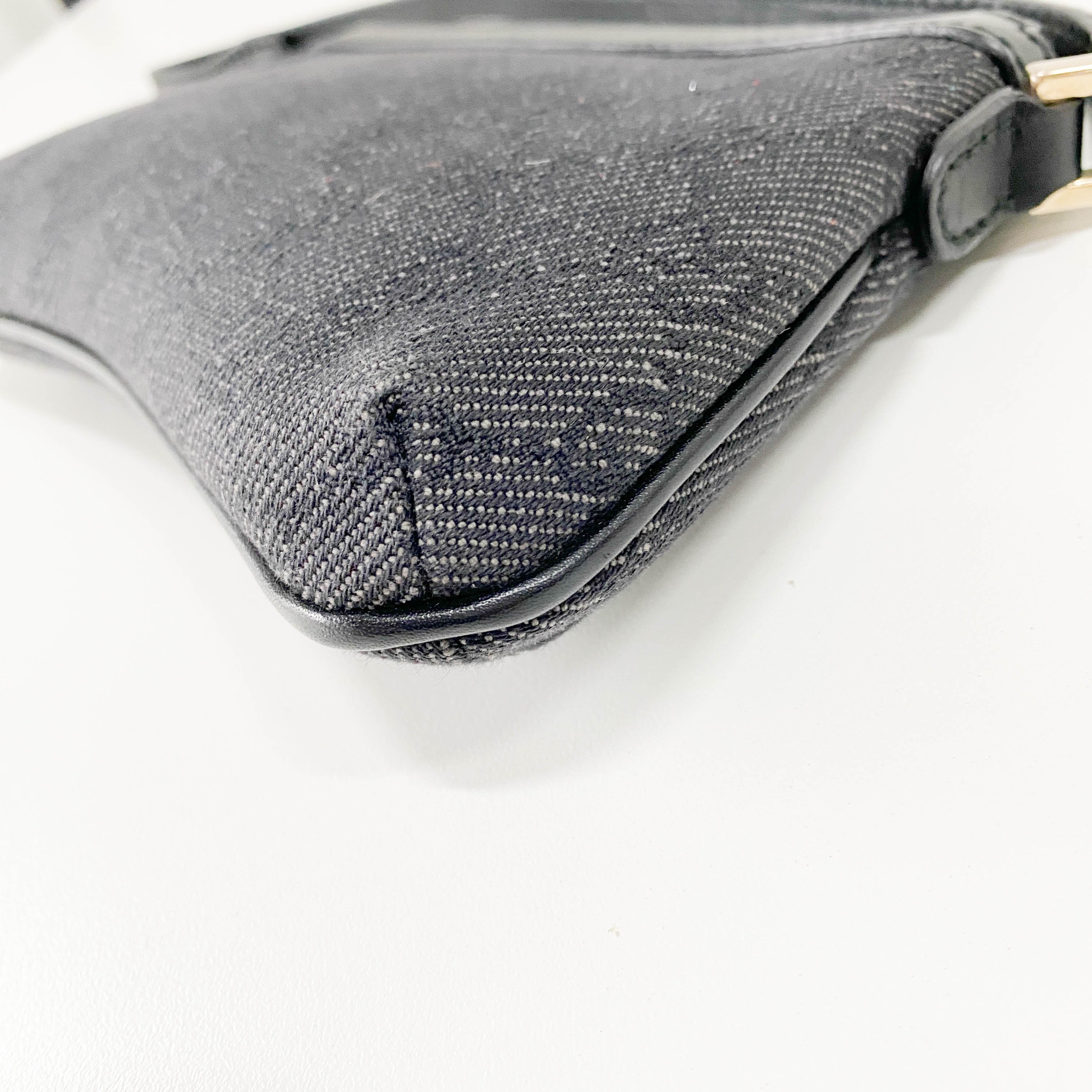 Small GG Canvas Black Shoulder Bag