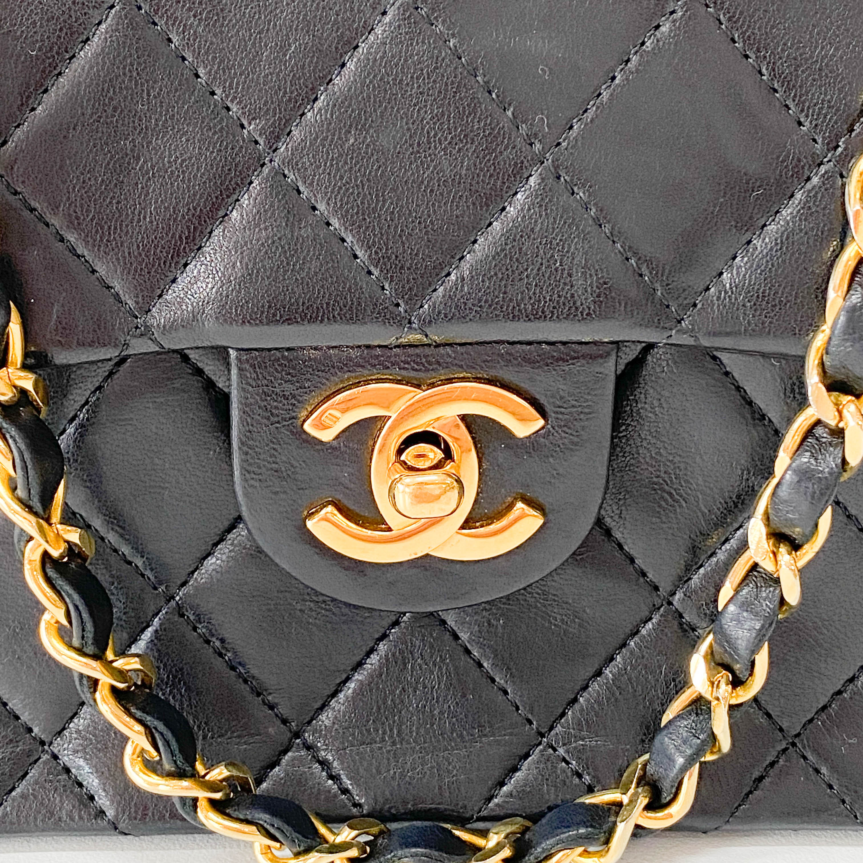 Matelassé Small Black Leather Shoulder Bag