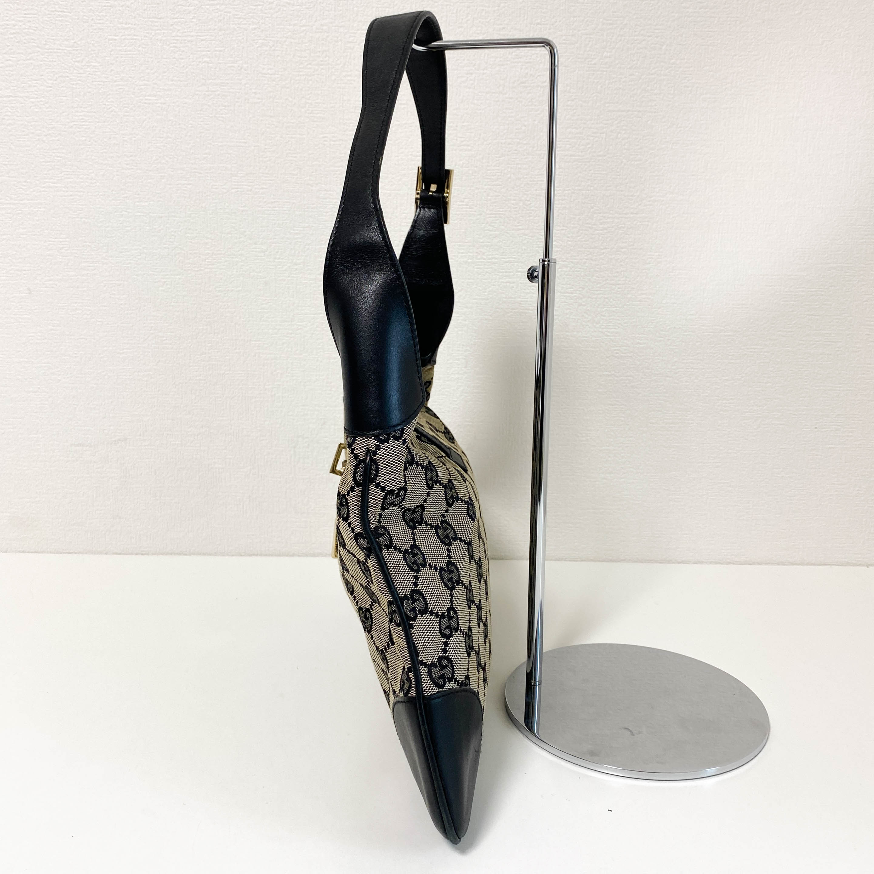 Jackie Black GG Canvas Shoulder Bag