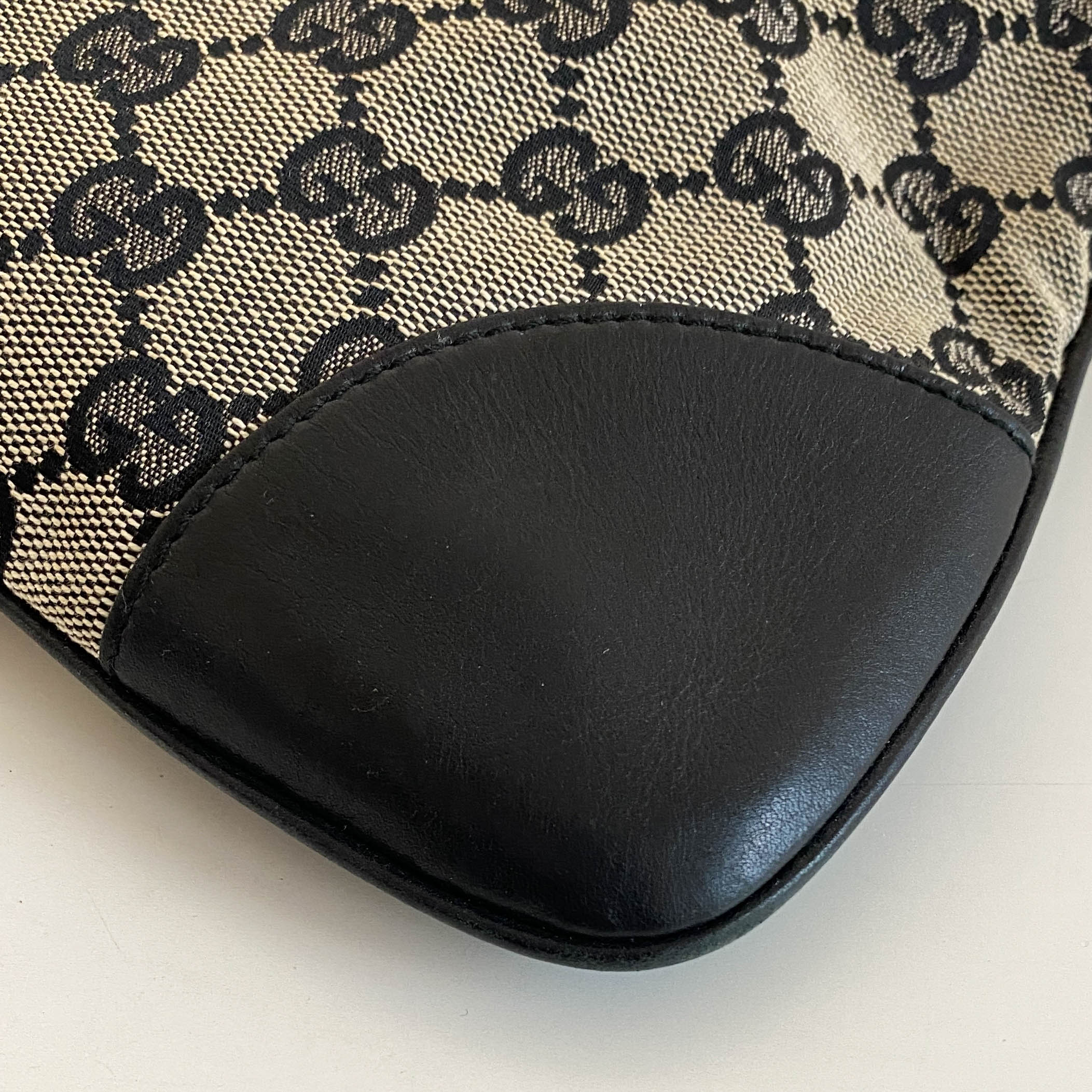 Jackie Black GG Canvas Shoulder Bag