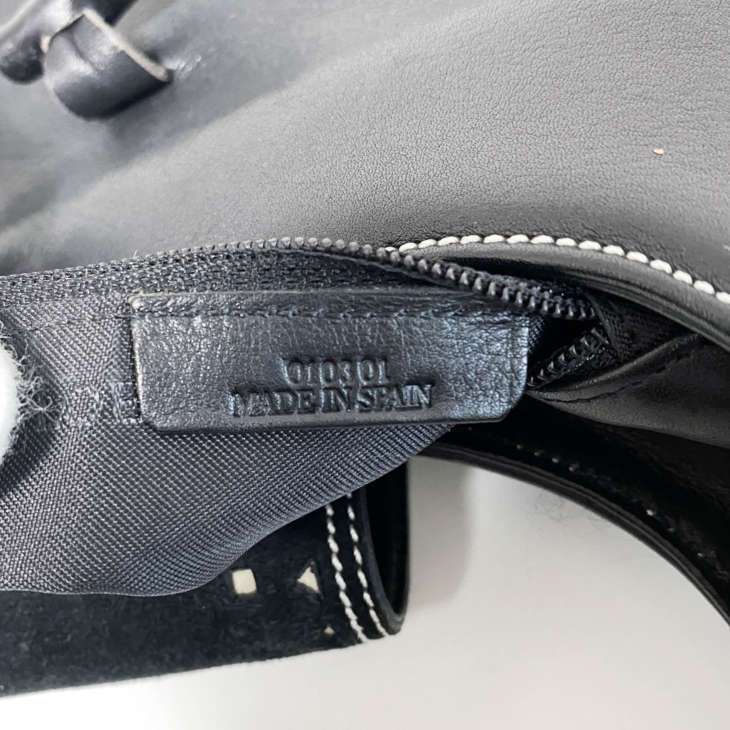 Archive Black Leather and Suede Hobo Shoulder Bag