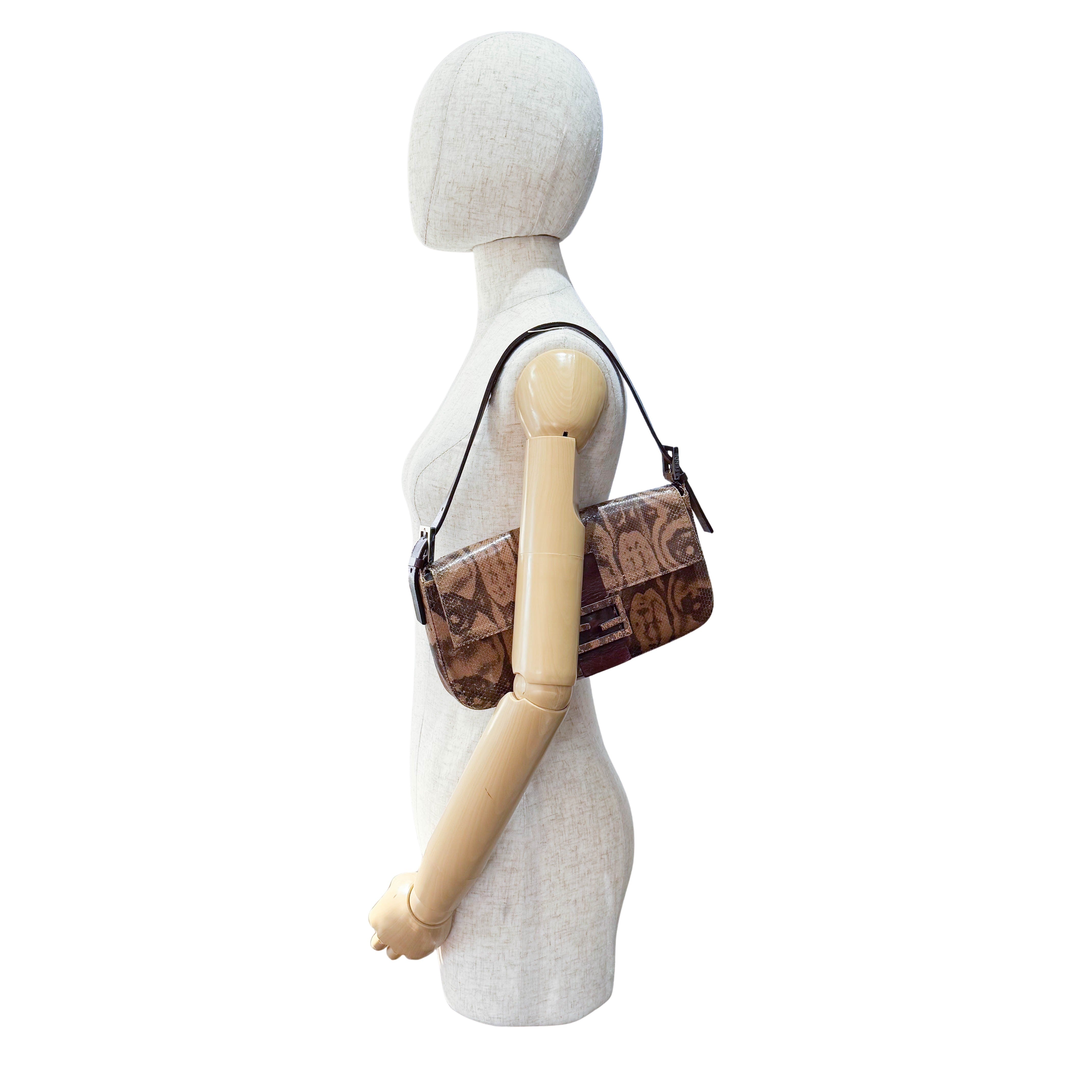 Baguette Brown Leather Shoulder Bag