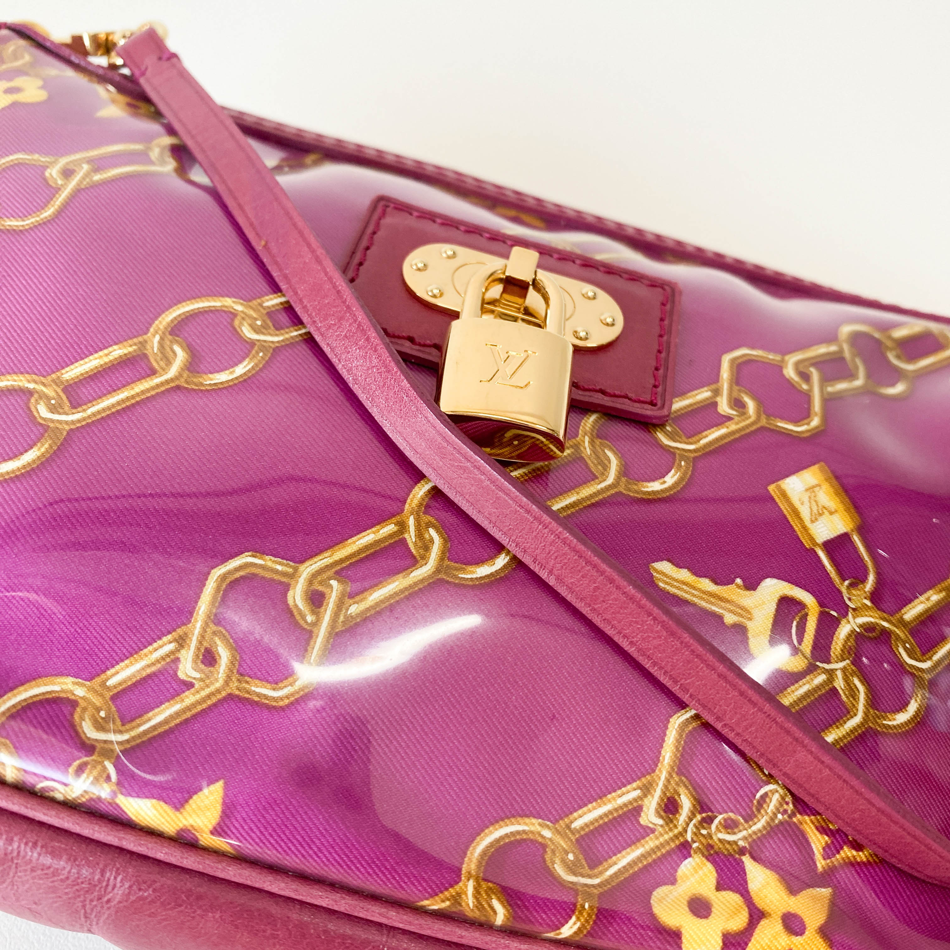 Pochette Accesories 2006 Monogram Charms