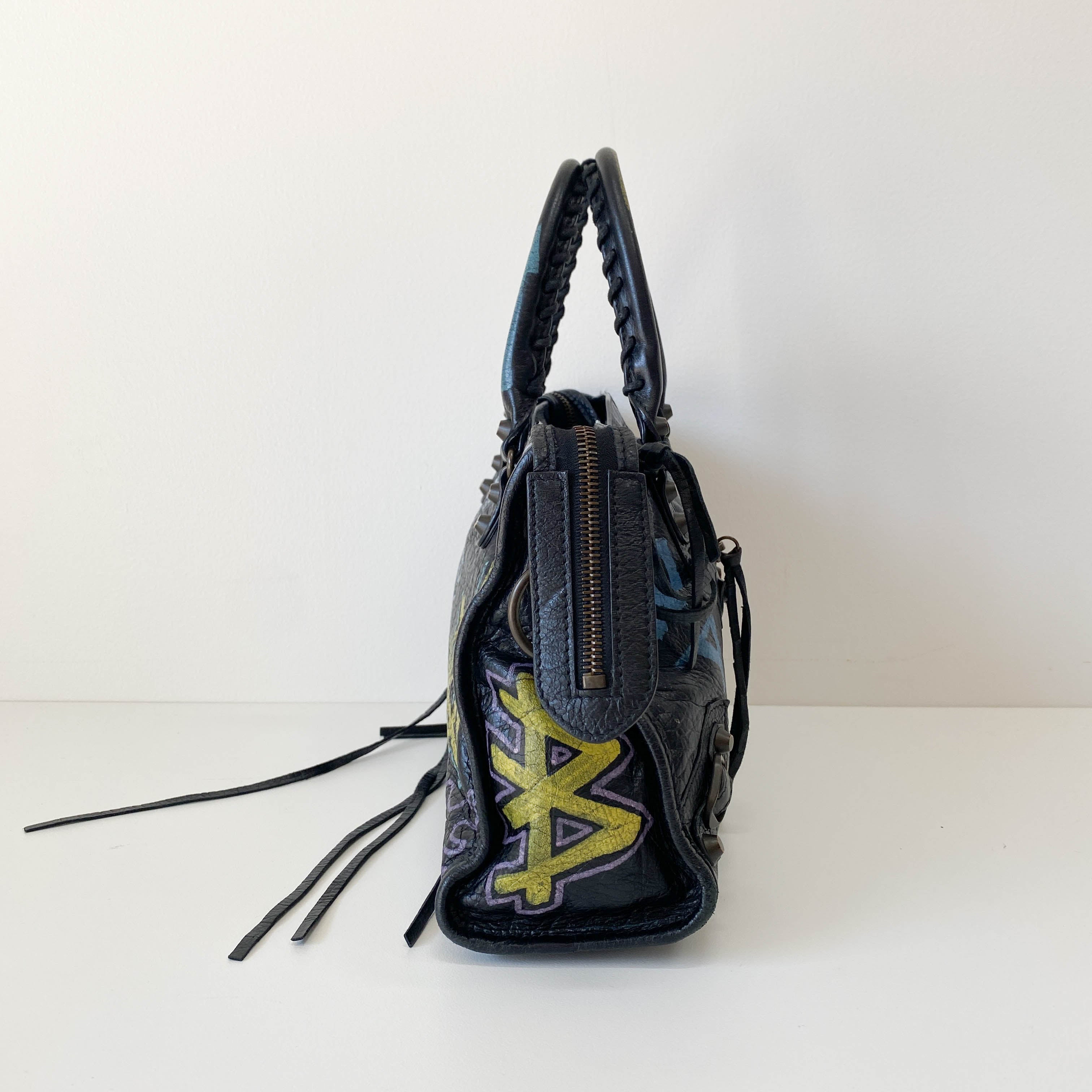 Graffiti The City Black Leather Hand Bag