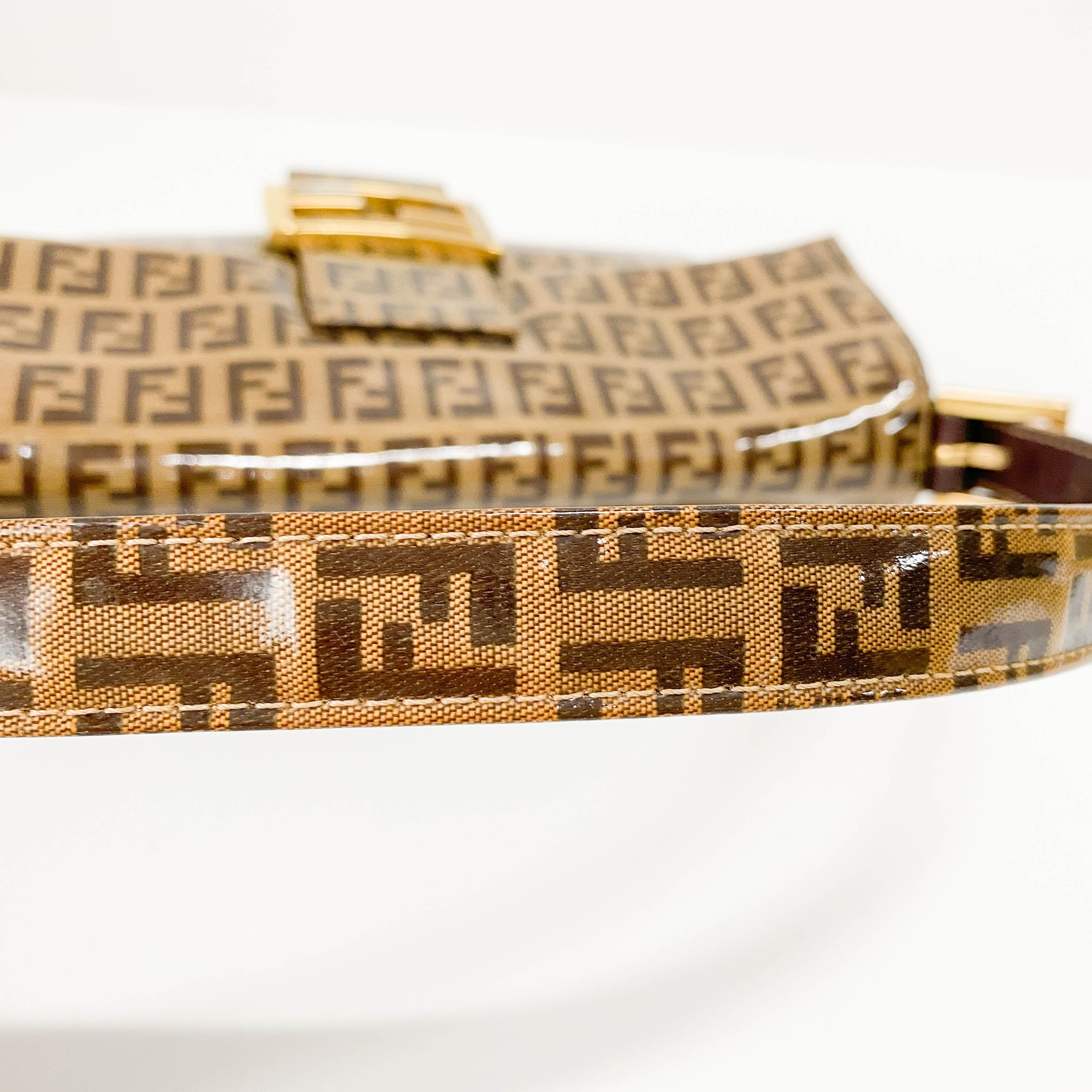 Zucchino Brown Coated Canvas Shoulder Bag