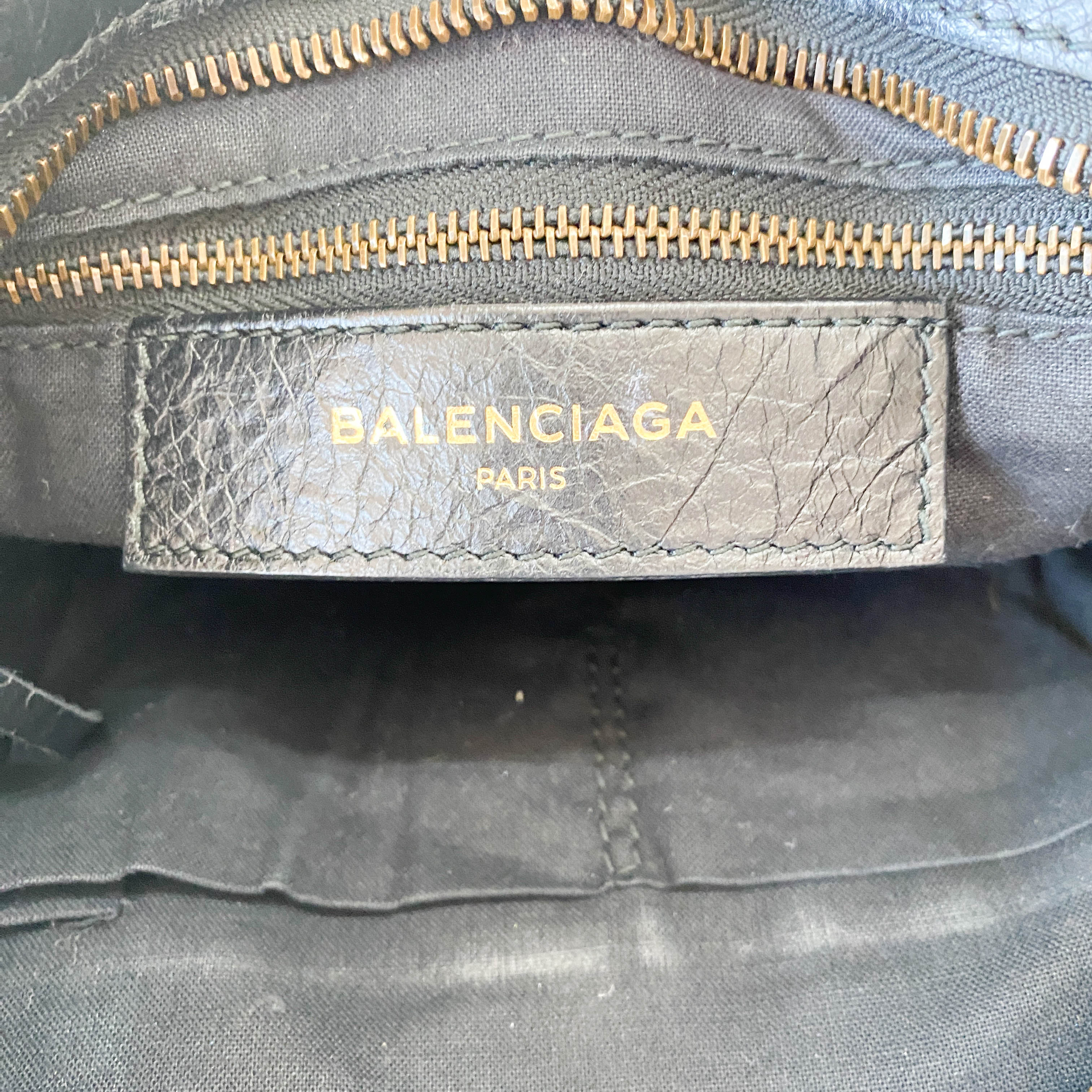 Graffiti The City Black Leather Hand Bag